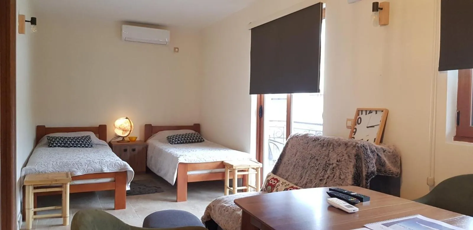 Bed in Apartments Aerodrom