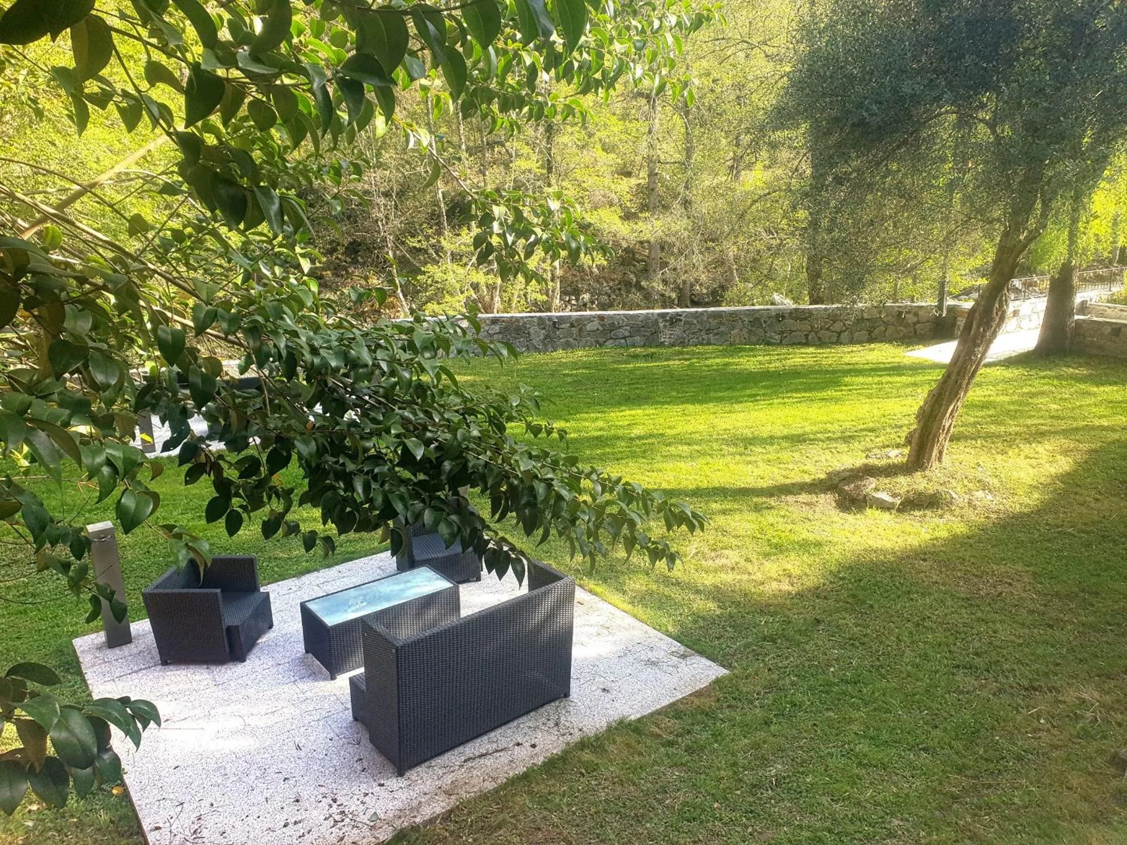 Garden in Les Jardins De La Glacière