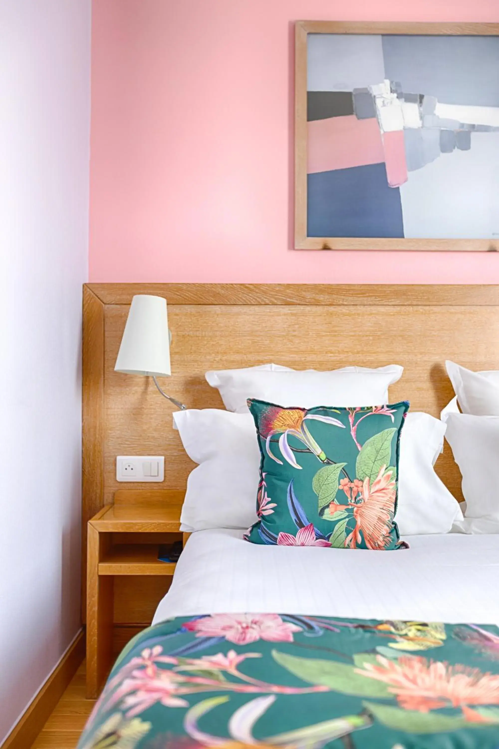 Standard Single Room in Grand Hotel Dore Standard Single Room in Grand Hotel Dore