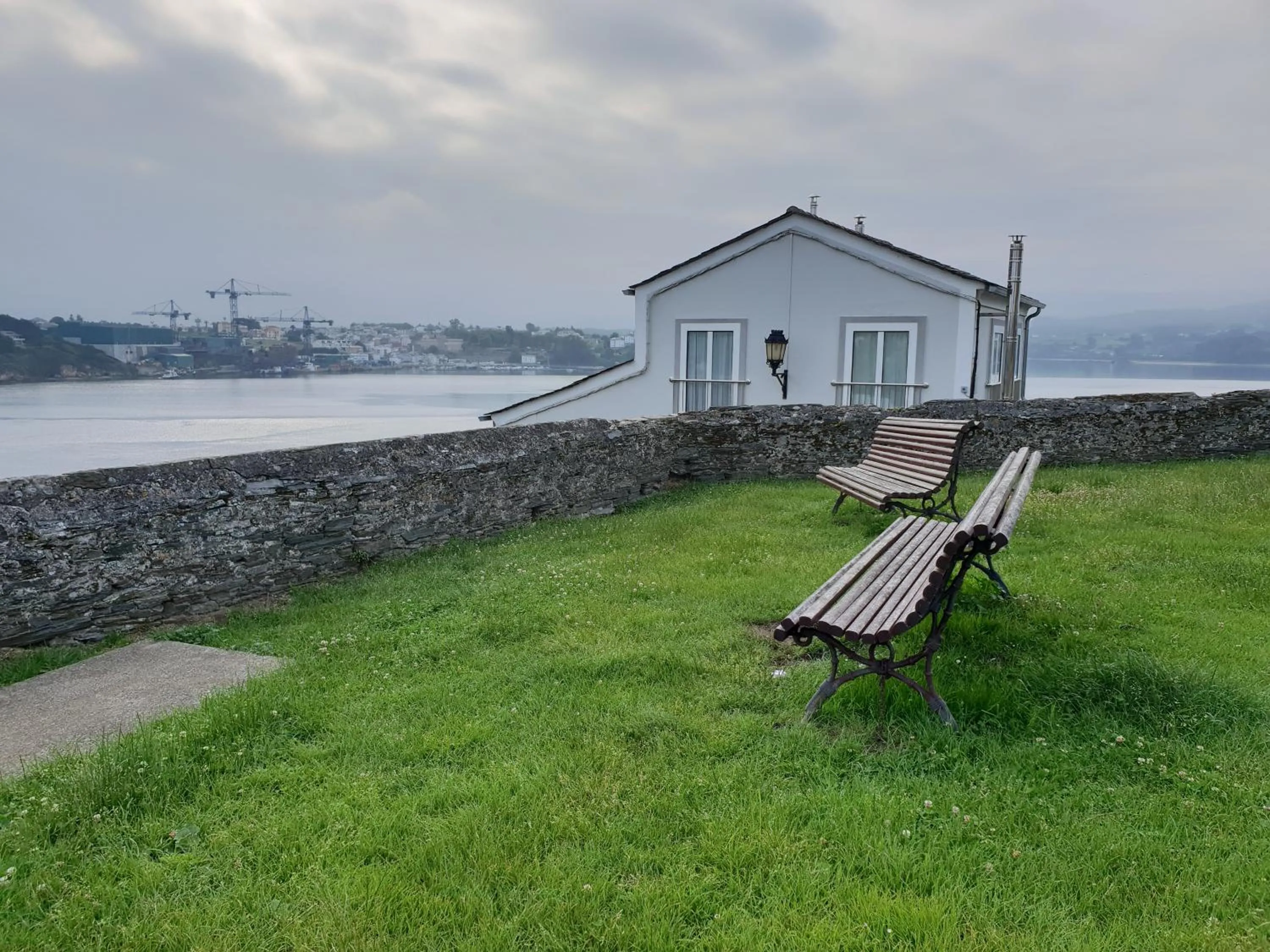 Natural landscape in Apartamentos O Cargadeiro Ribadeo