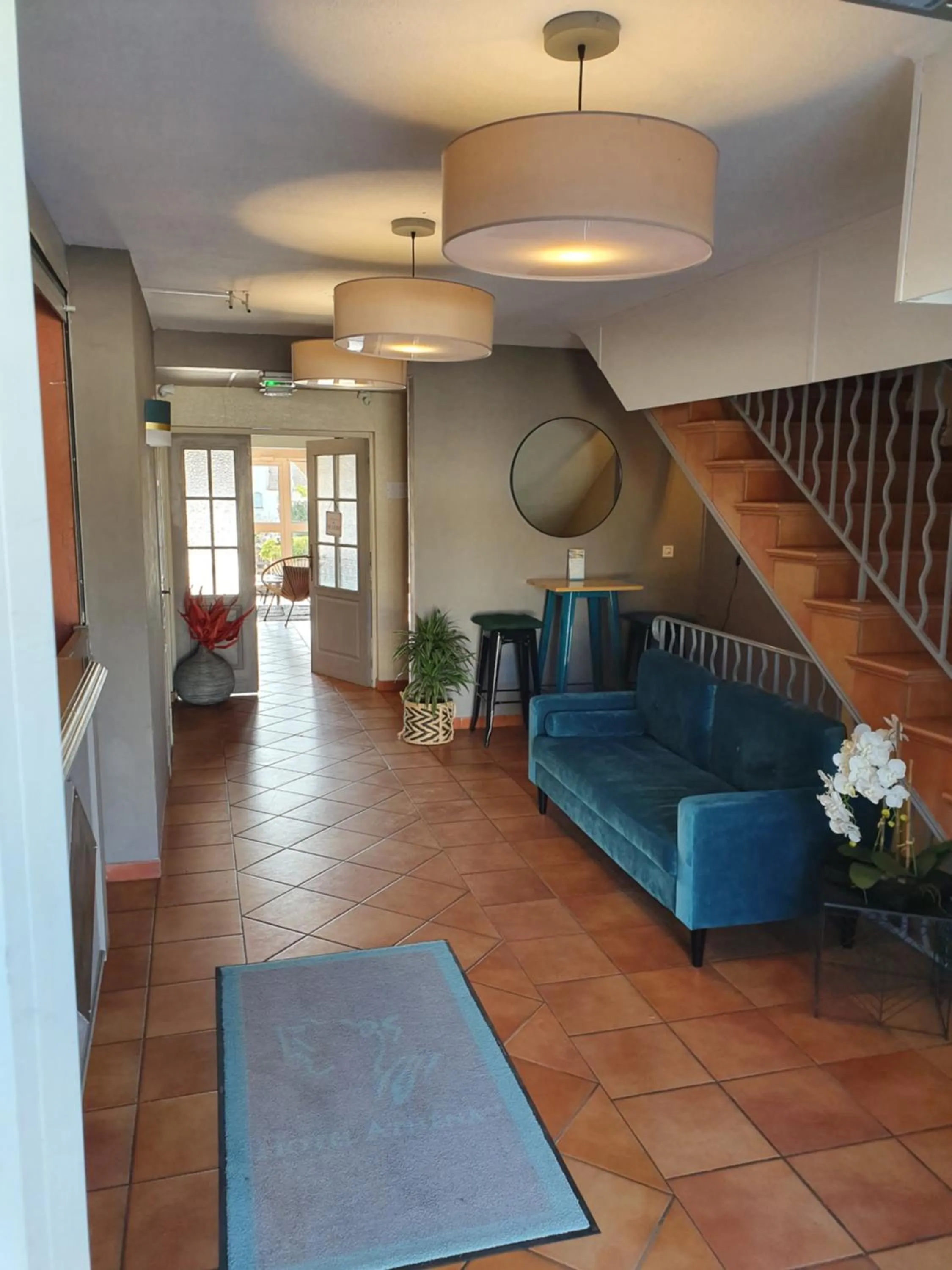 Lobby or reception in Hôtel Athéna