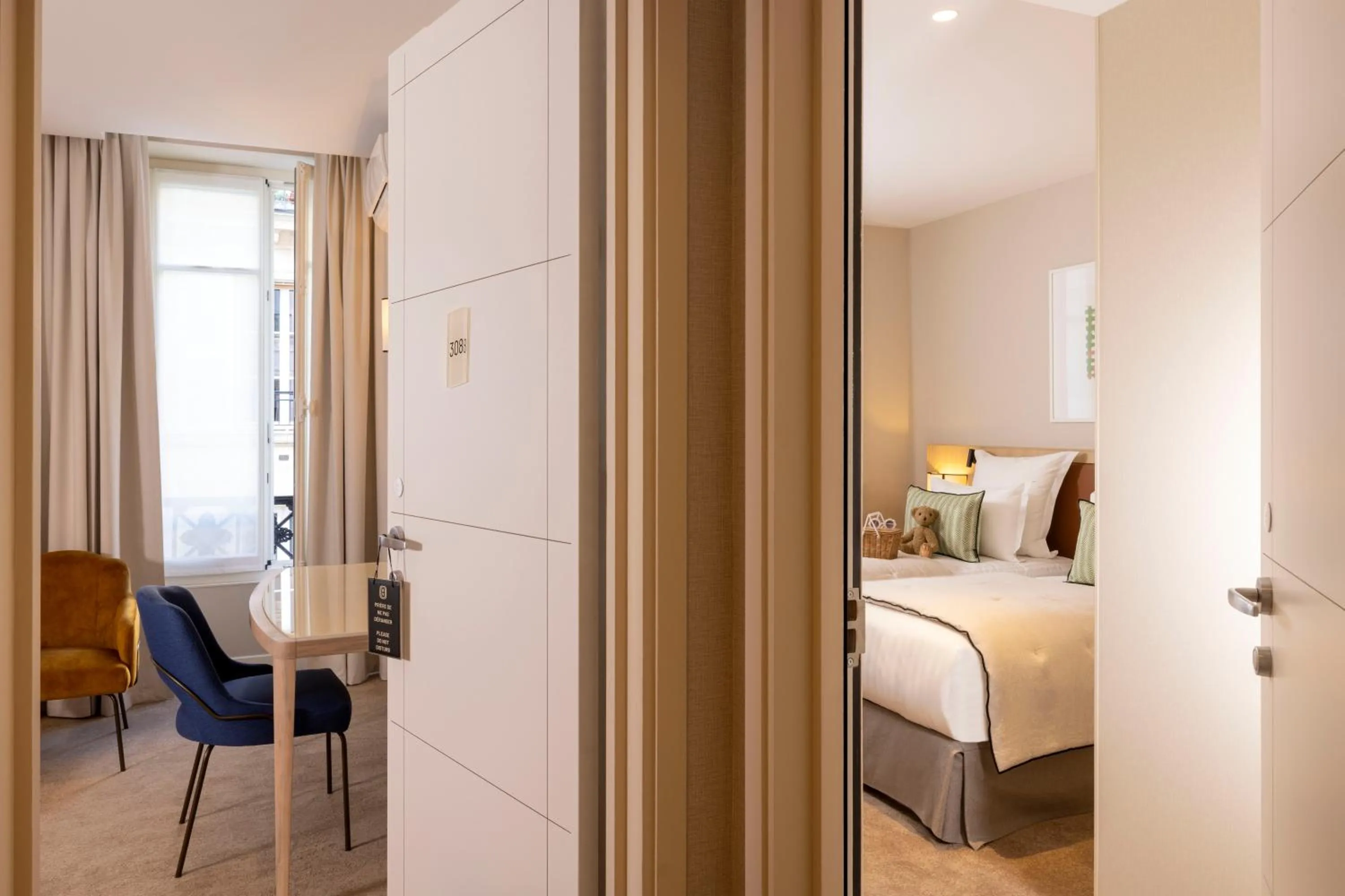 Family, Bed in Hotel Duminy-Vendome