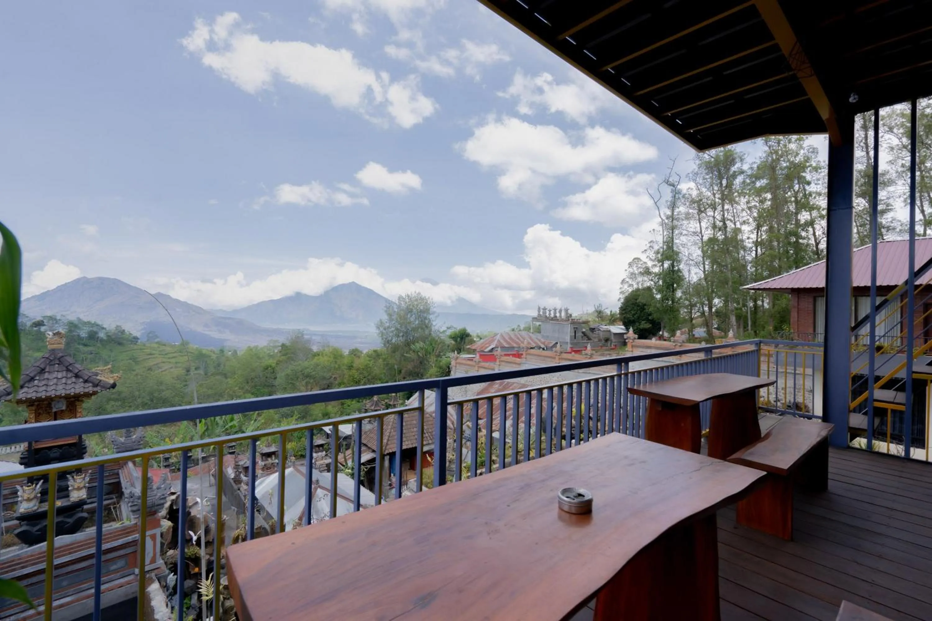 Property building in Mountain View House Kintamani