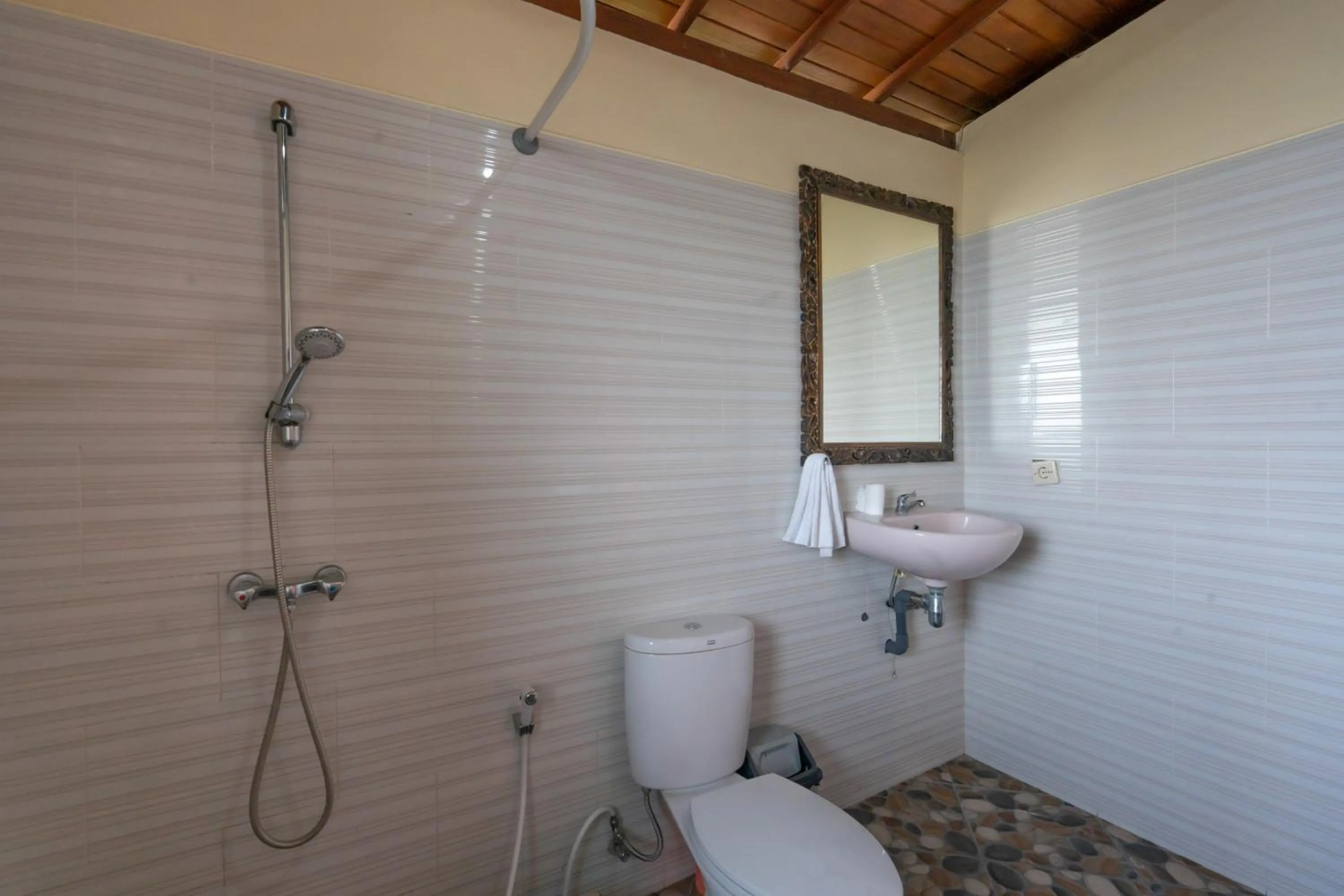 Bathroom in Mountain View House Kintamani
