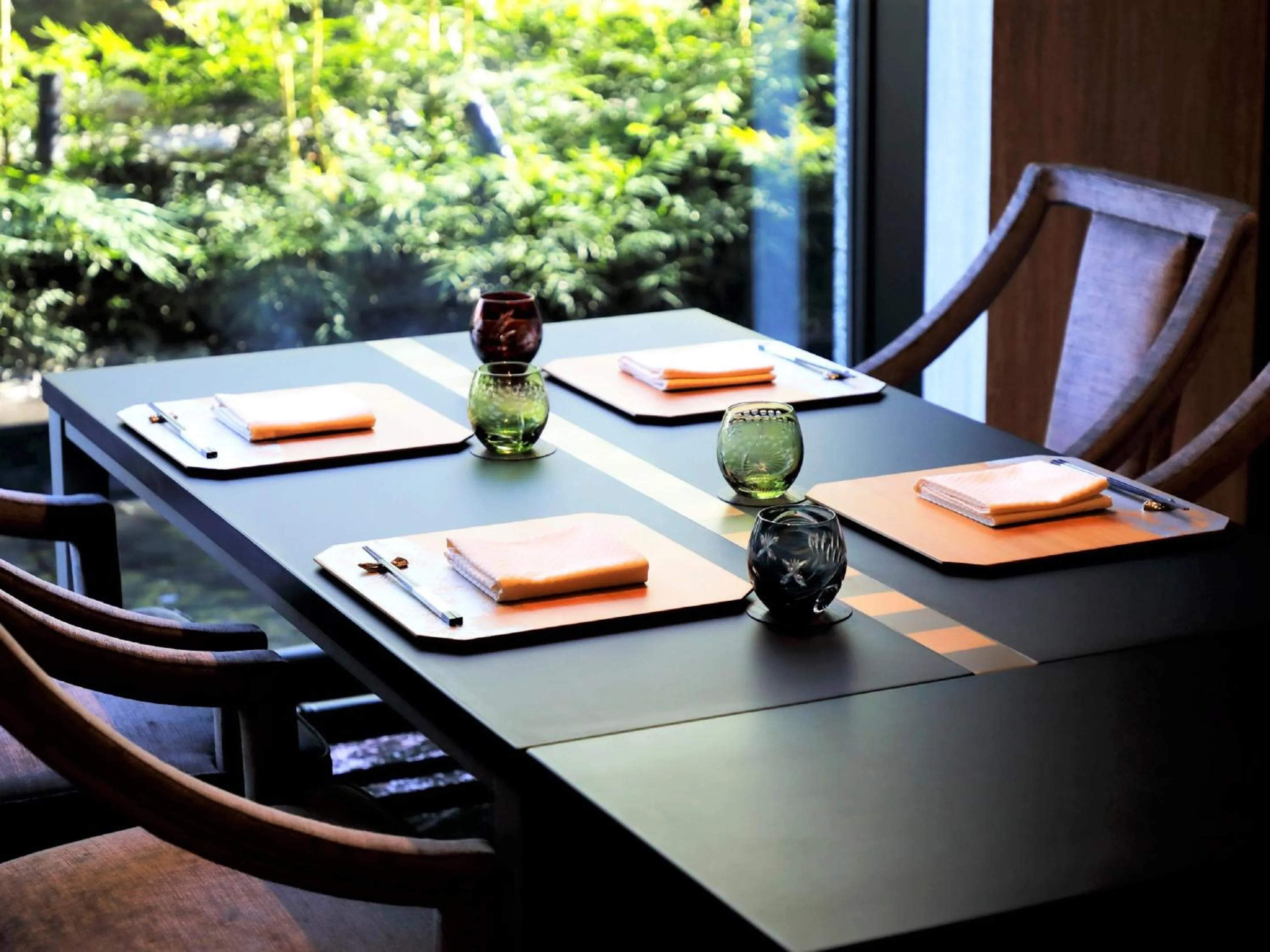 Restaurant/places to eat in The Kahala Hotel & Resort Yokohama