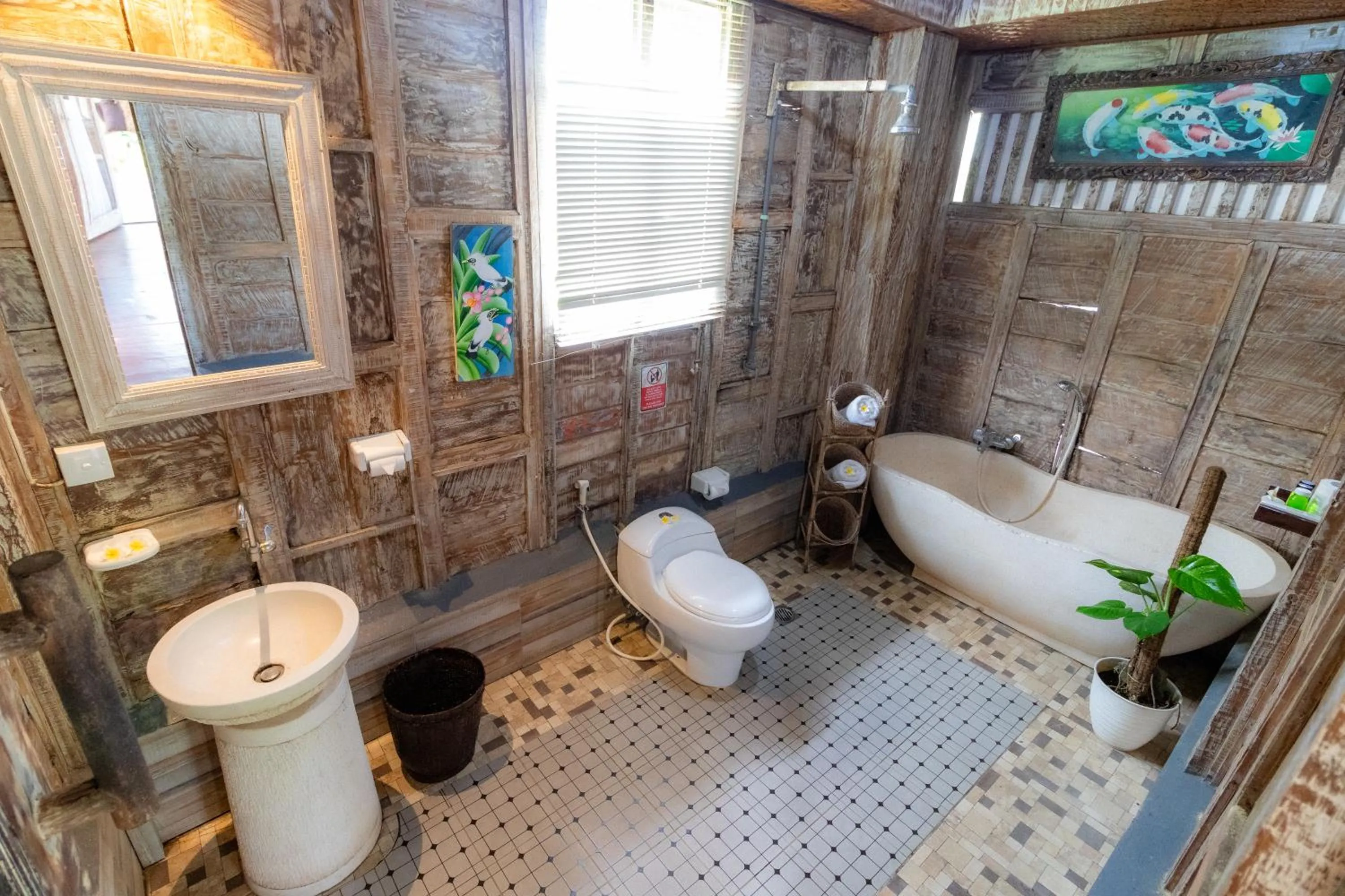 Bathroom in Royal JJ Ubud Resort & Spa