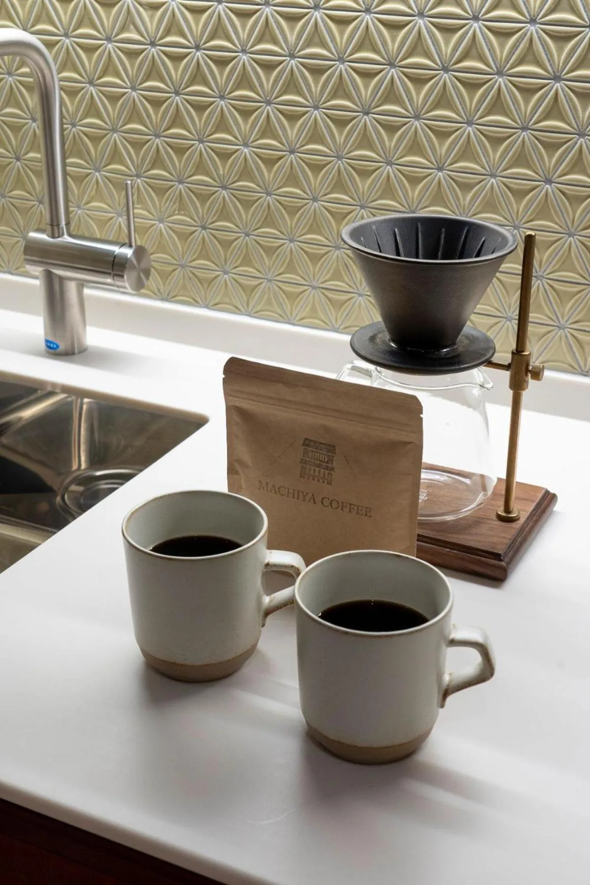 Coffee/tea facilities in UTAIMACHI