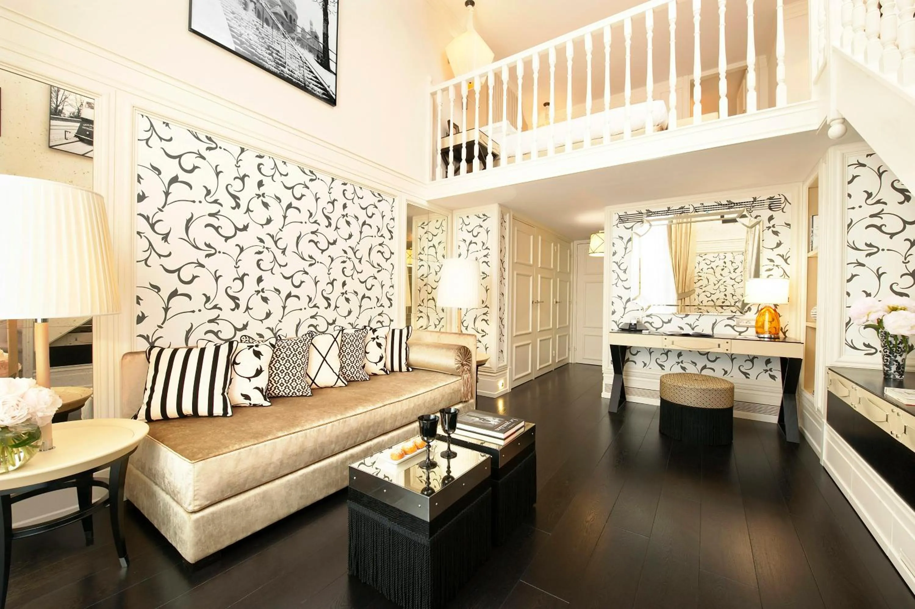 Photo of the whole room in Castille Paris – Starhotels Collezione