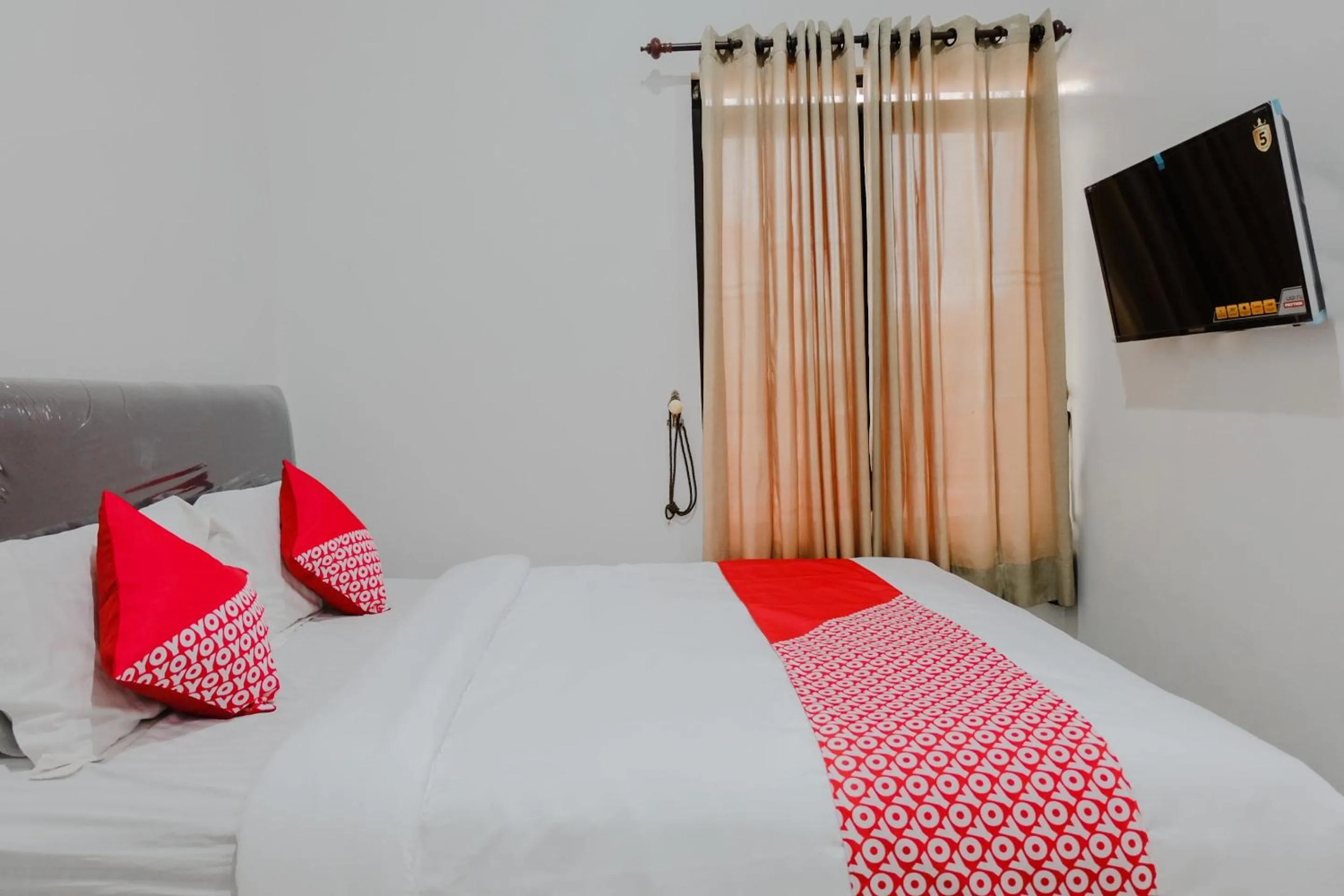 Bedroom, Bed in Hotel O Embun Pagi Syariah Residence