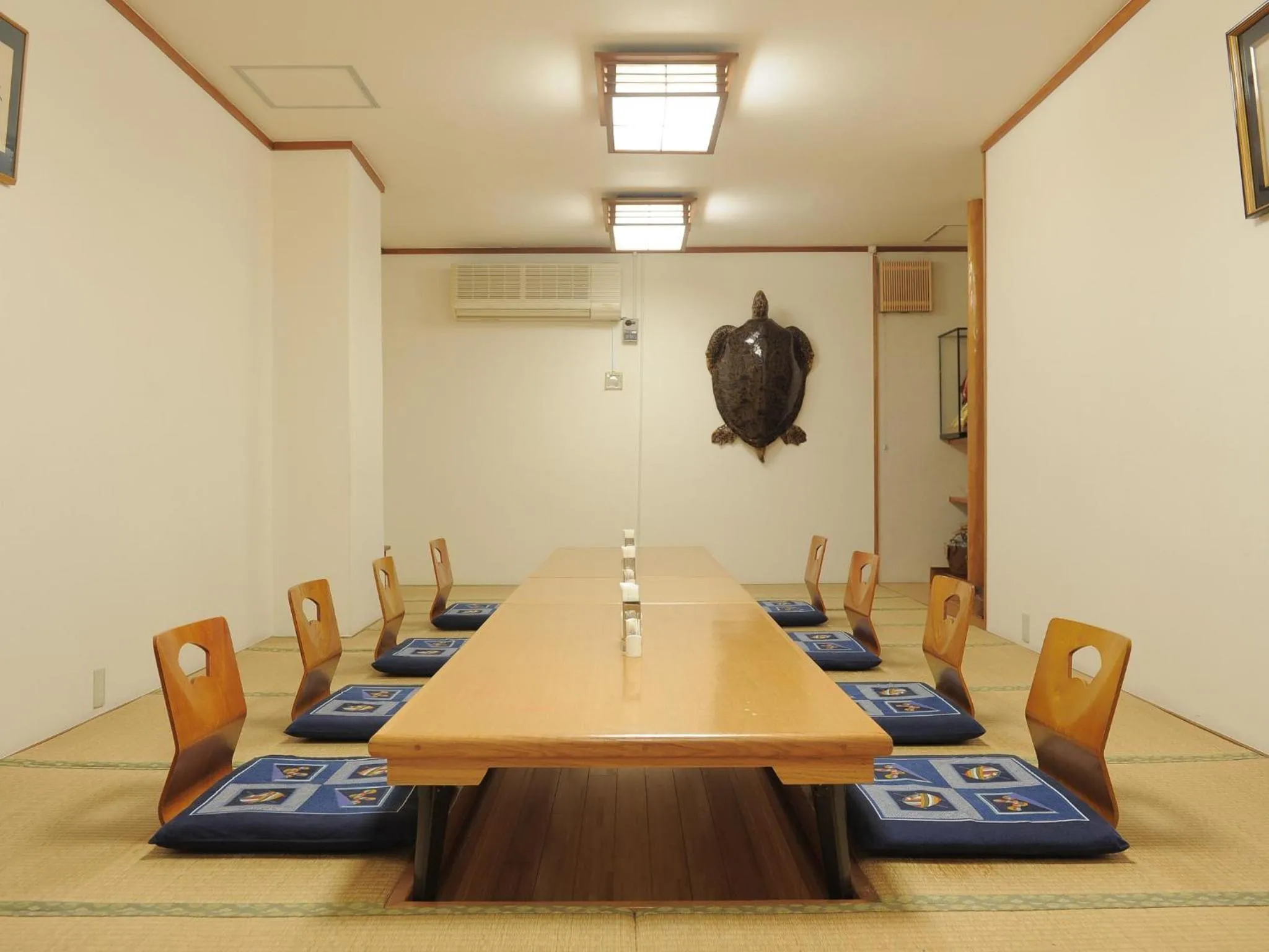 Banquet/Function facilities in Crown Hotel Okinawa