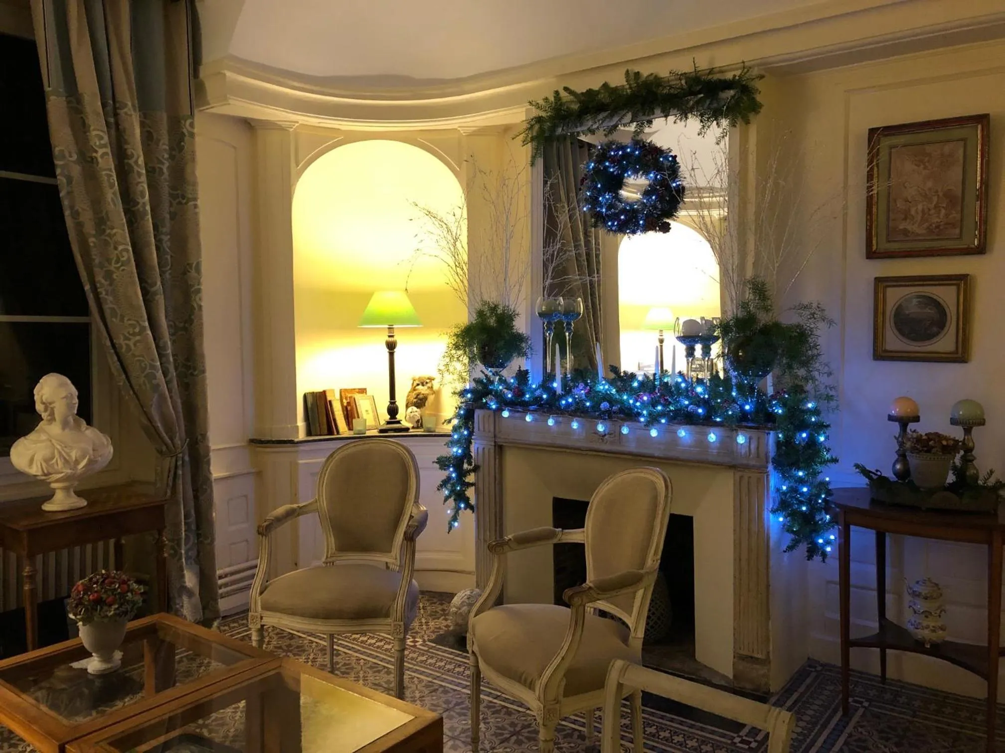 Lounge or bar in Logis Hotel Villa Marjane