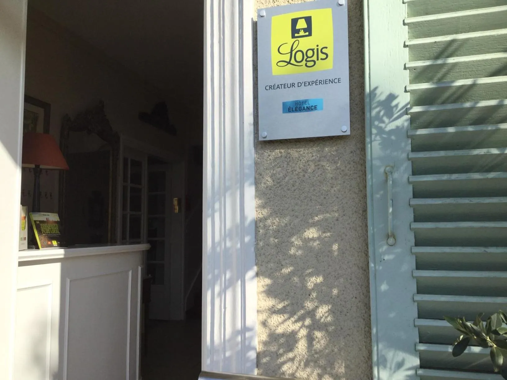 Facade/entrance in Logis Hotel Villa Marjane