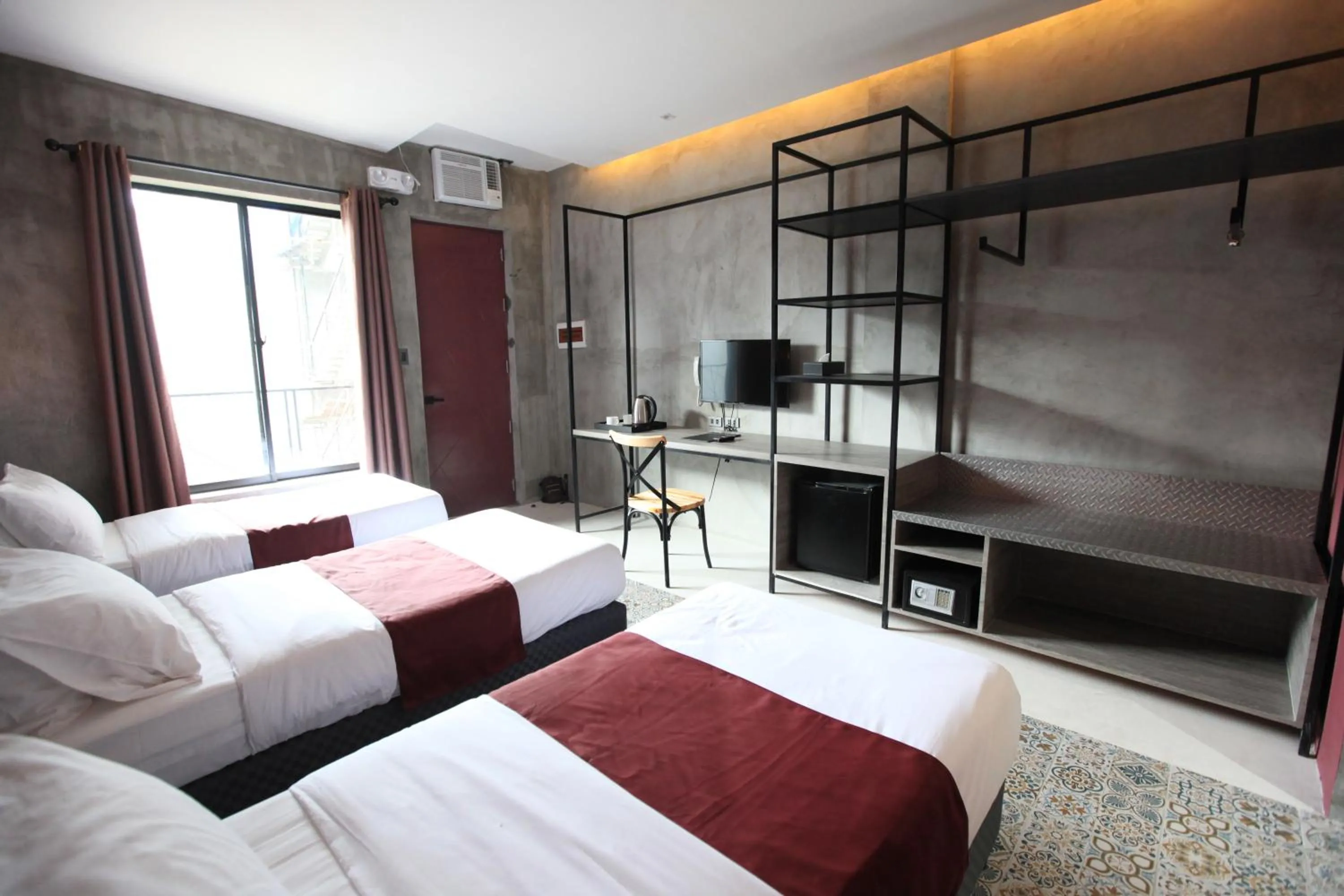 Photo of the whole room, Bed in Zenvea Hotel