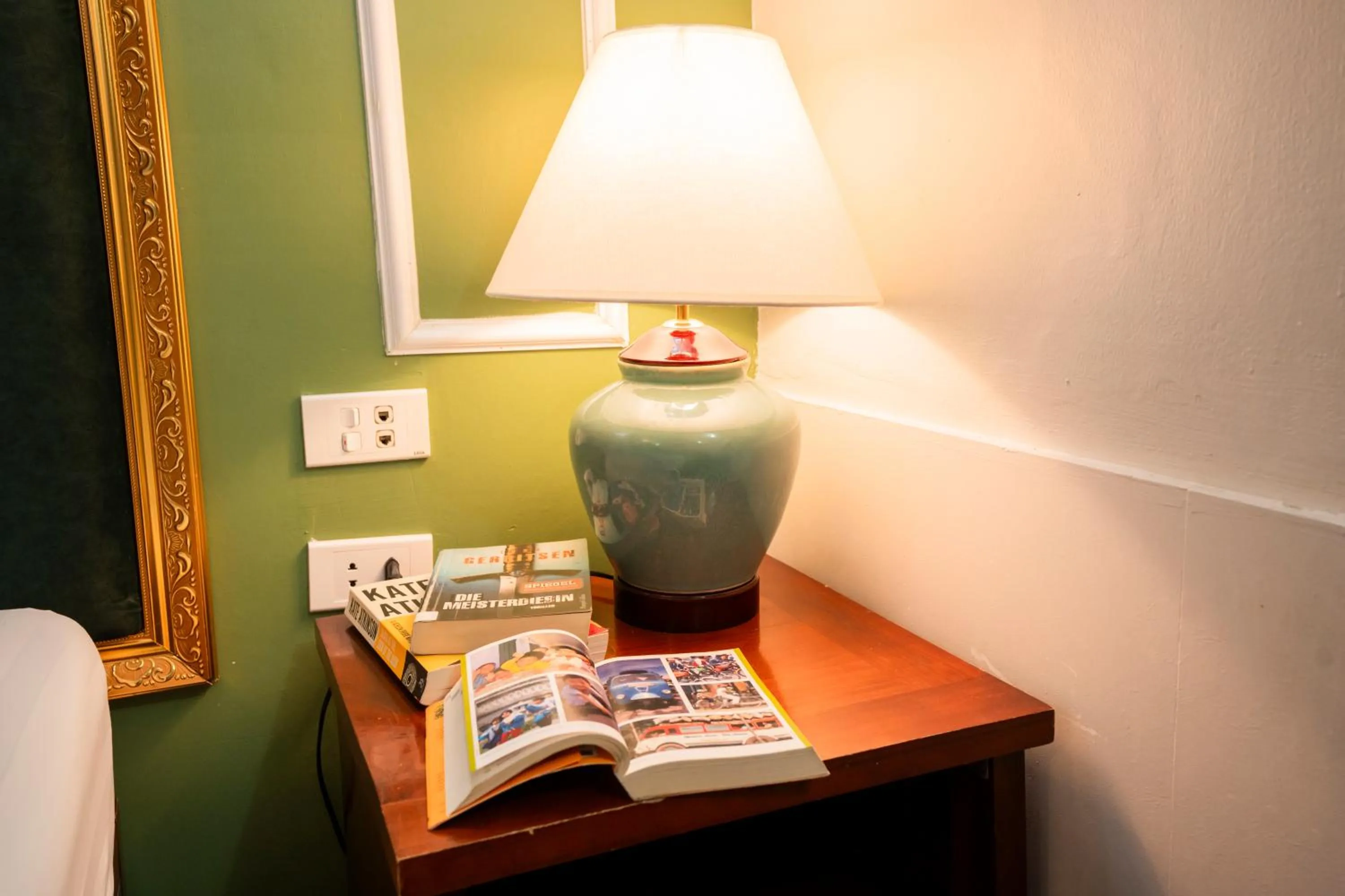 internet in Hanoi Sena Hotel & Travel