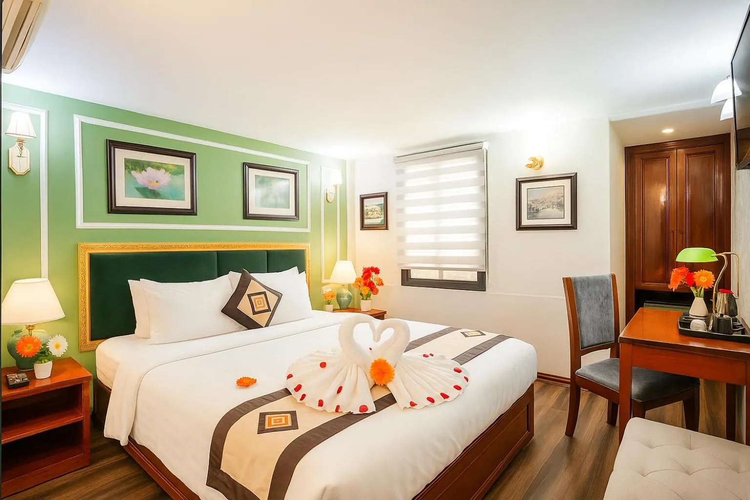 Bed in Hanoi Sena Hotel & Travel