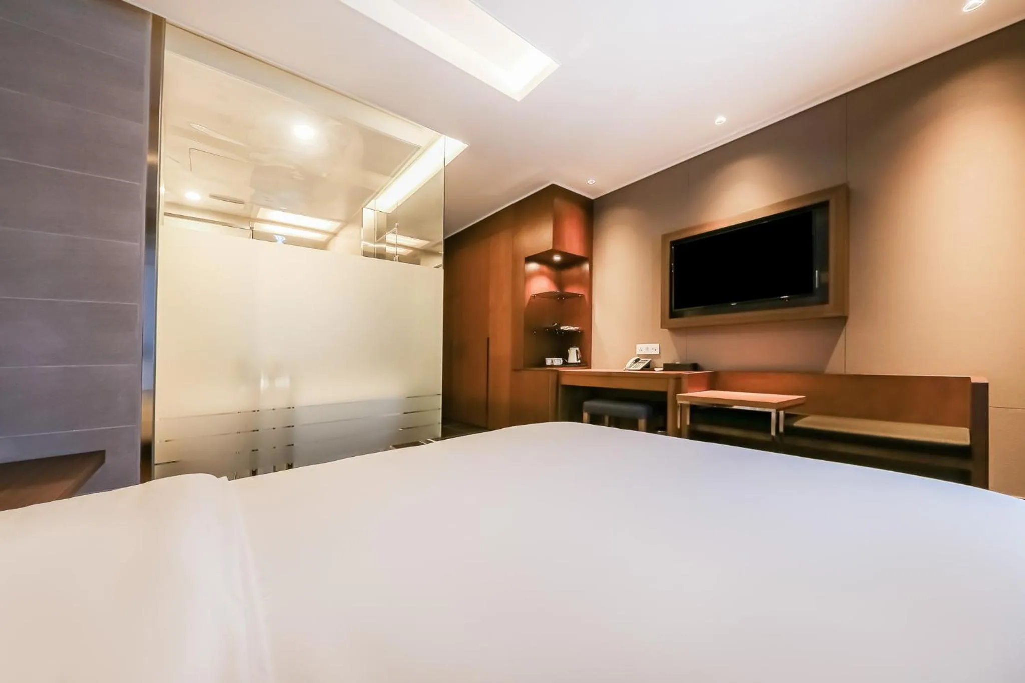 Property building, Bed in Sejong City Osong Hotel