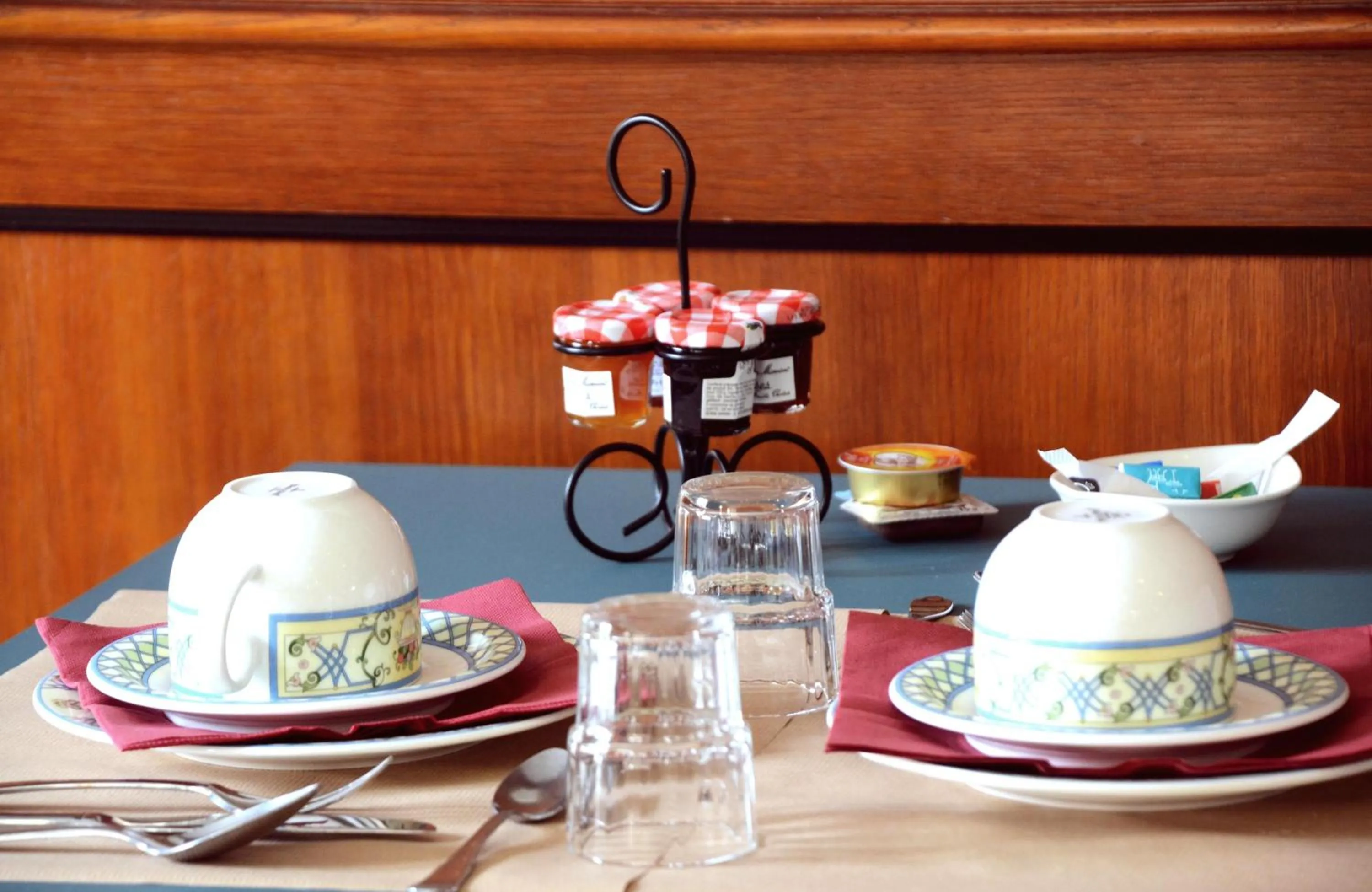 Breakfast in Coq hôtel