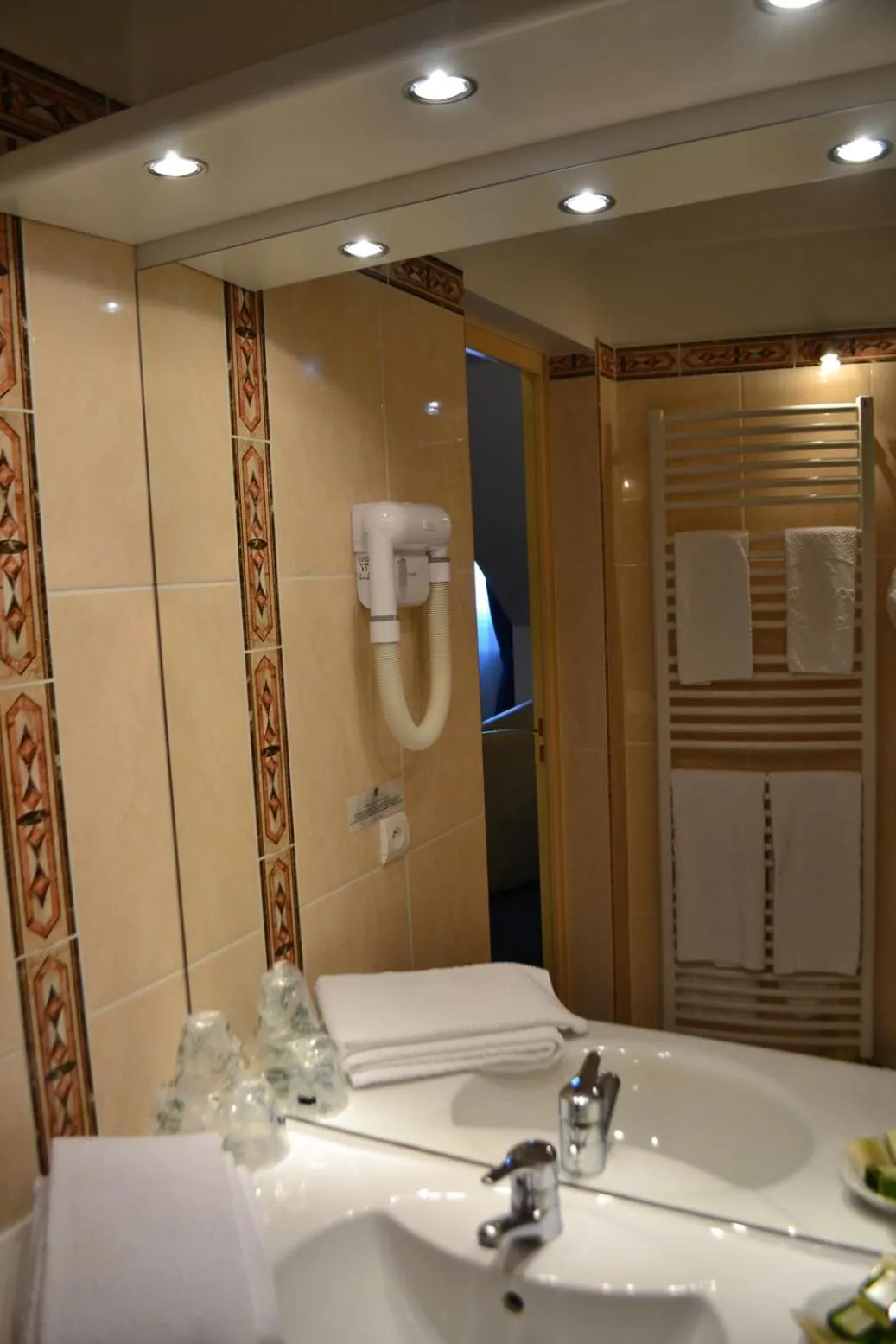 Bathroom in Coq hôtel