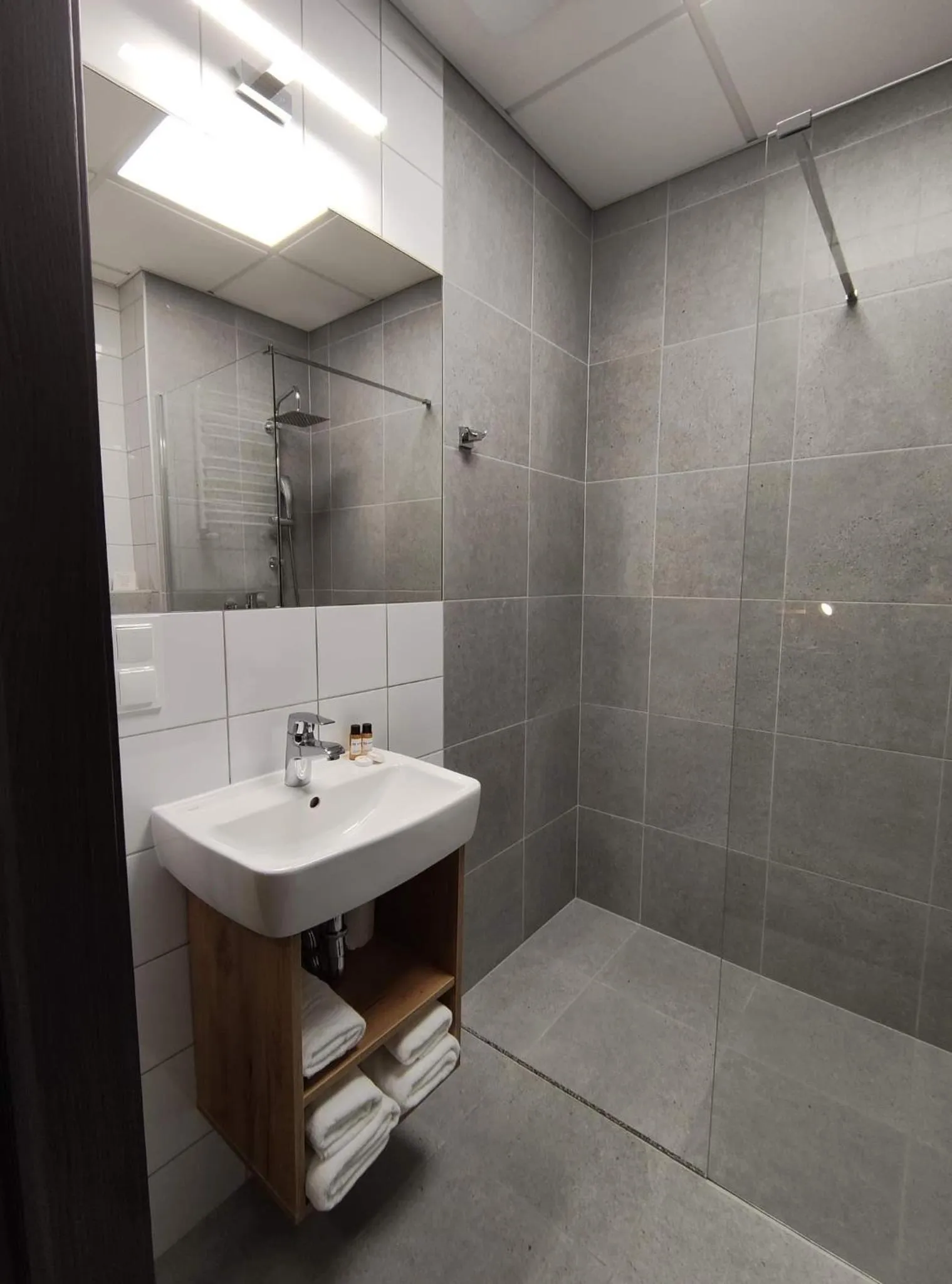 Bathroom in S7 Hotel