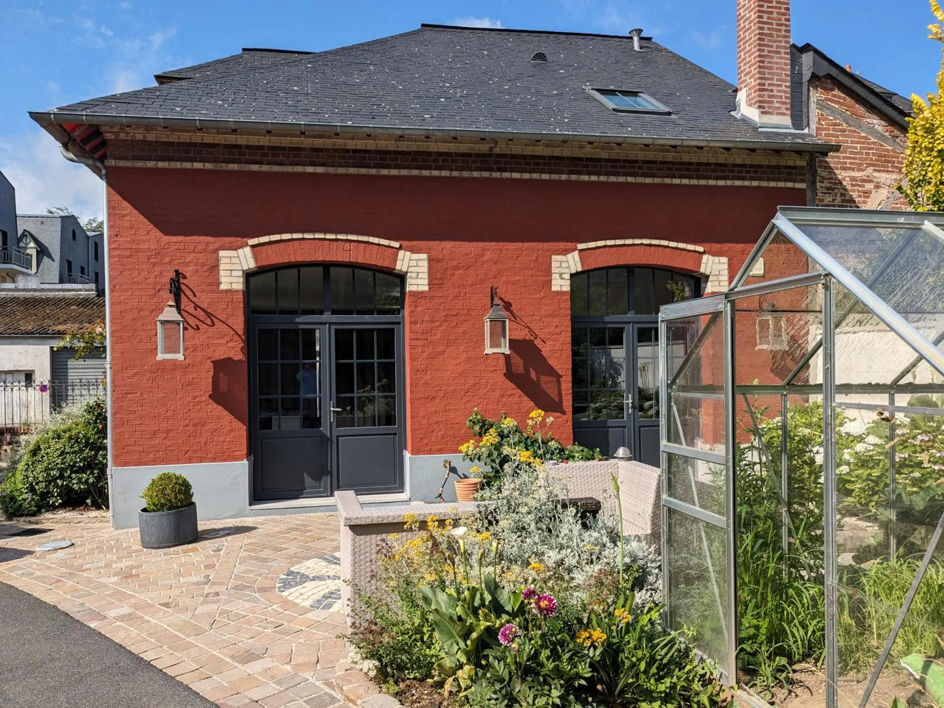 Property building in Hotel et Spa Le Lion d'Or