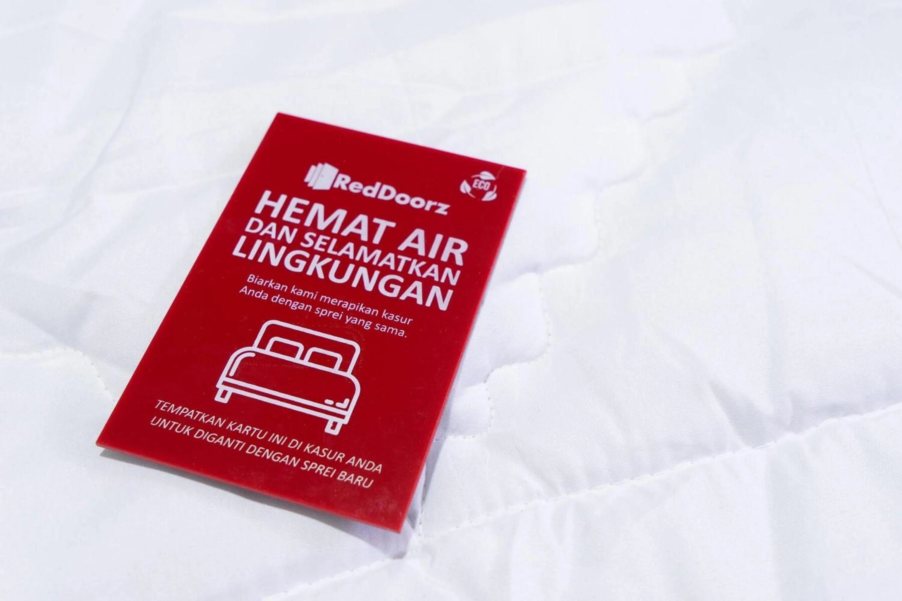 Bedroom in RedDoorz Plus @ Sawah Besar