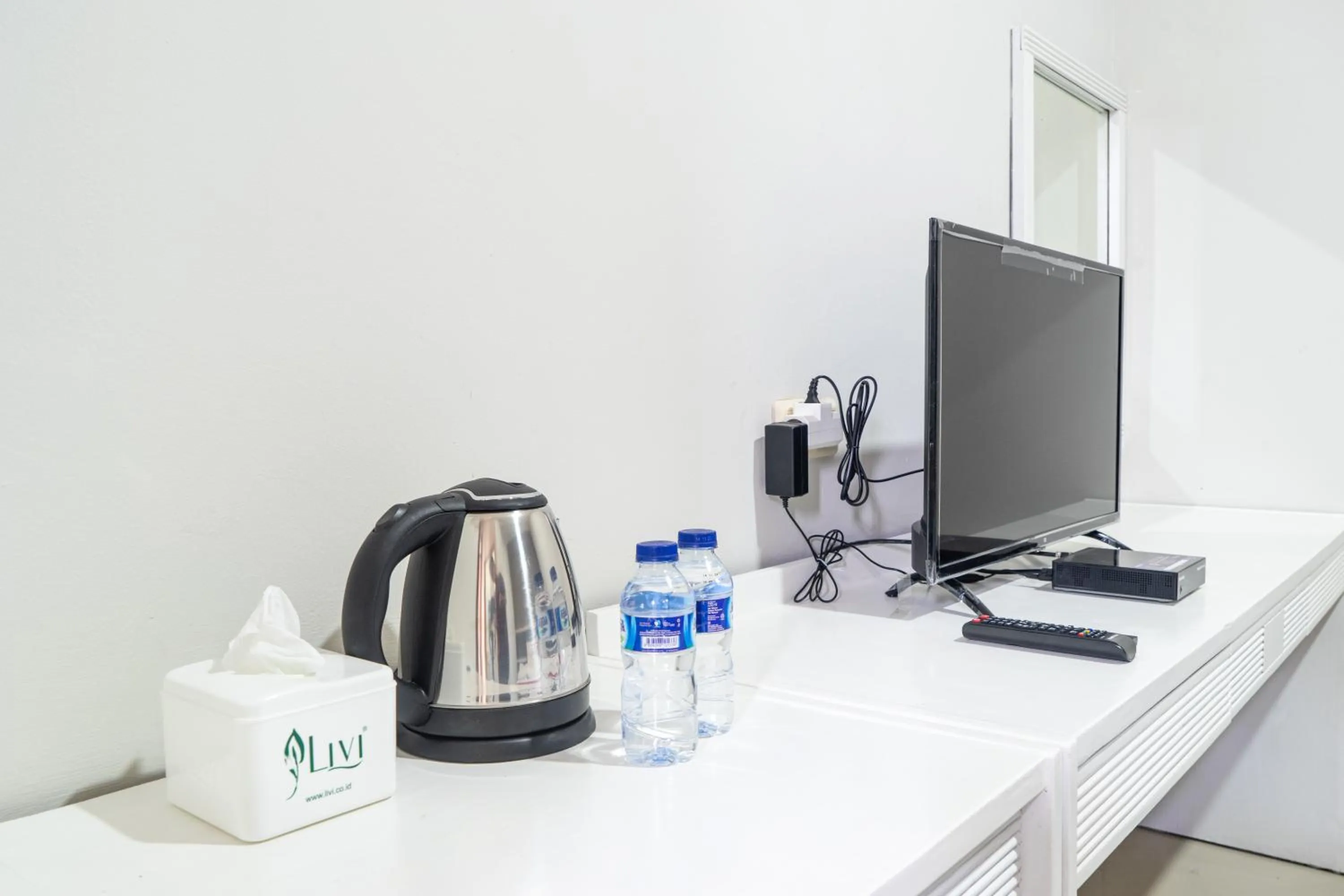 Bedroom in RedDoorz Plus @ Sawah Besar