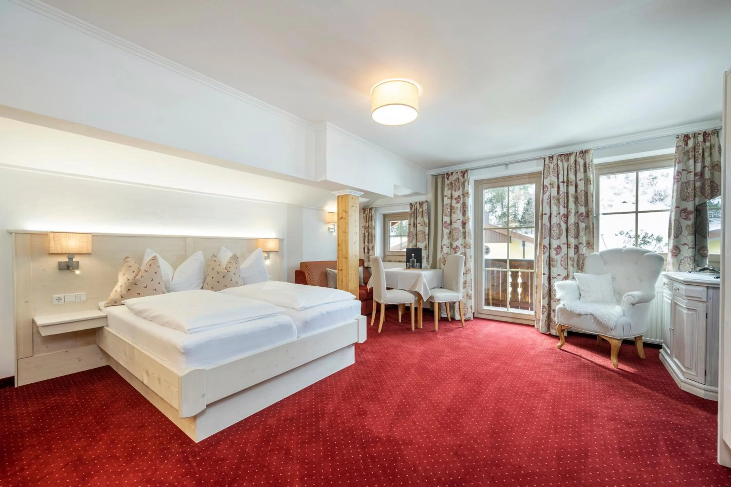 Bed in Hotel Tauernblick