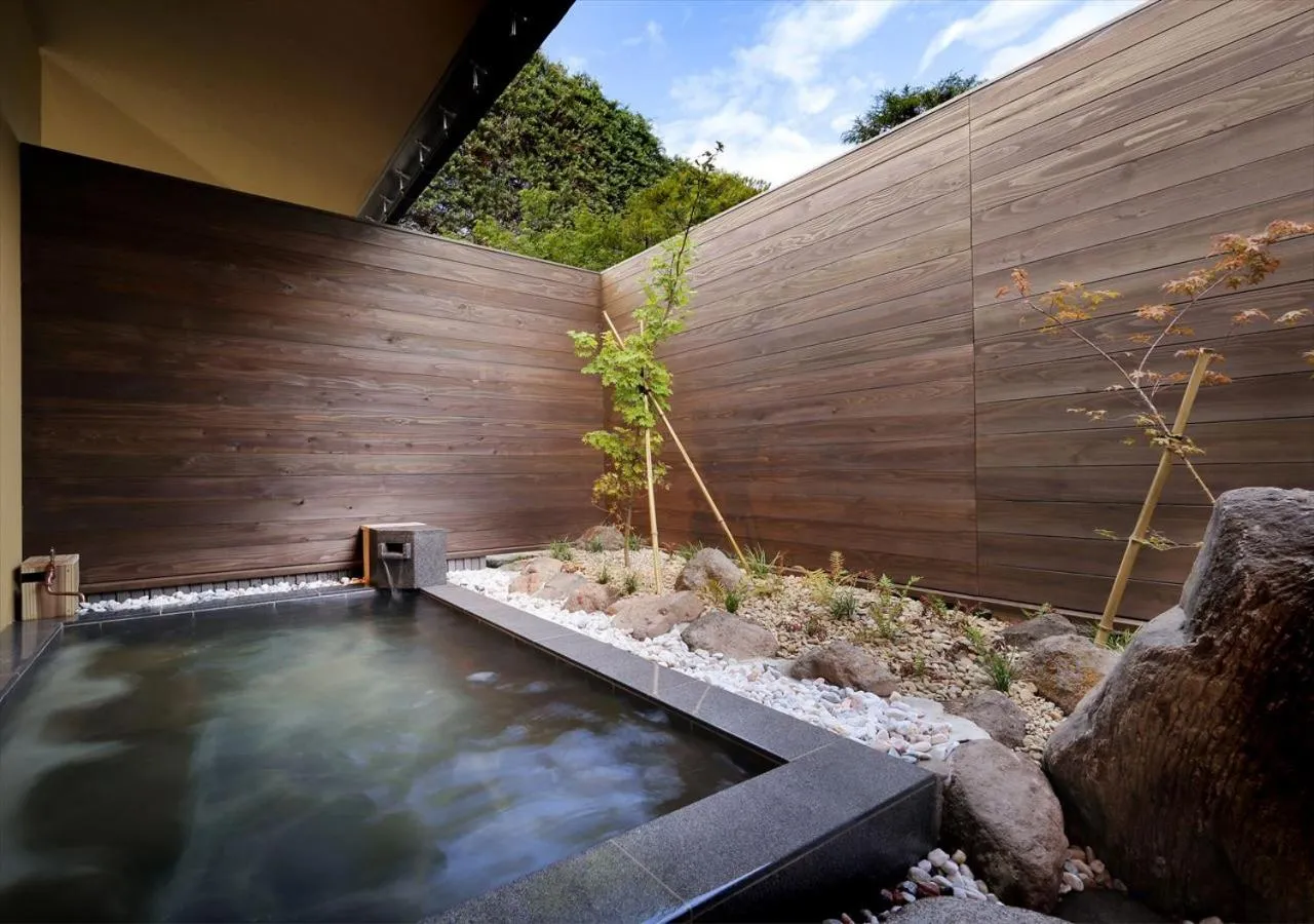 Hot Spring Bath in Oyado Morinone