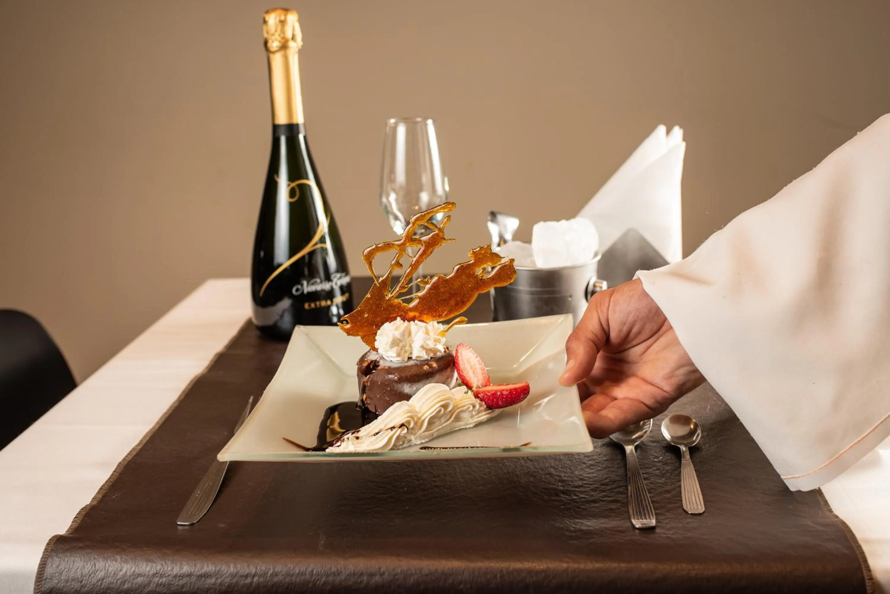 Food and drinks in Los Espinillos Hotel y Spa