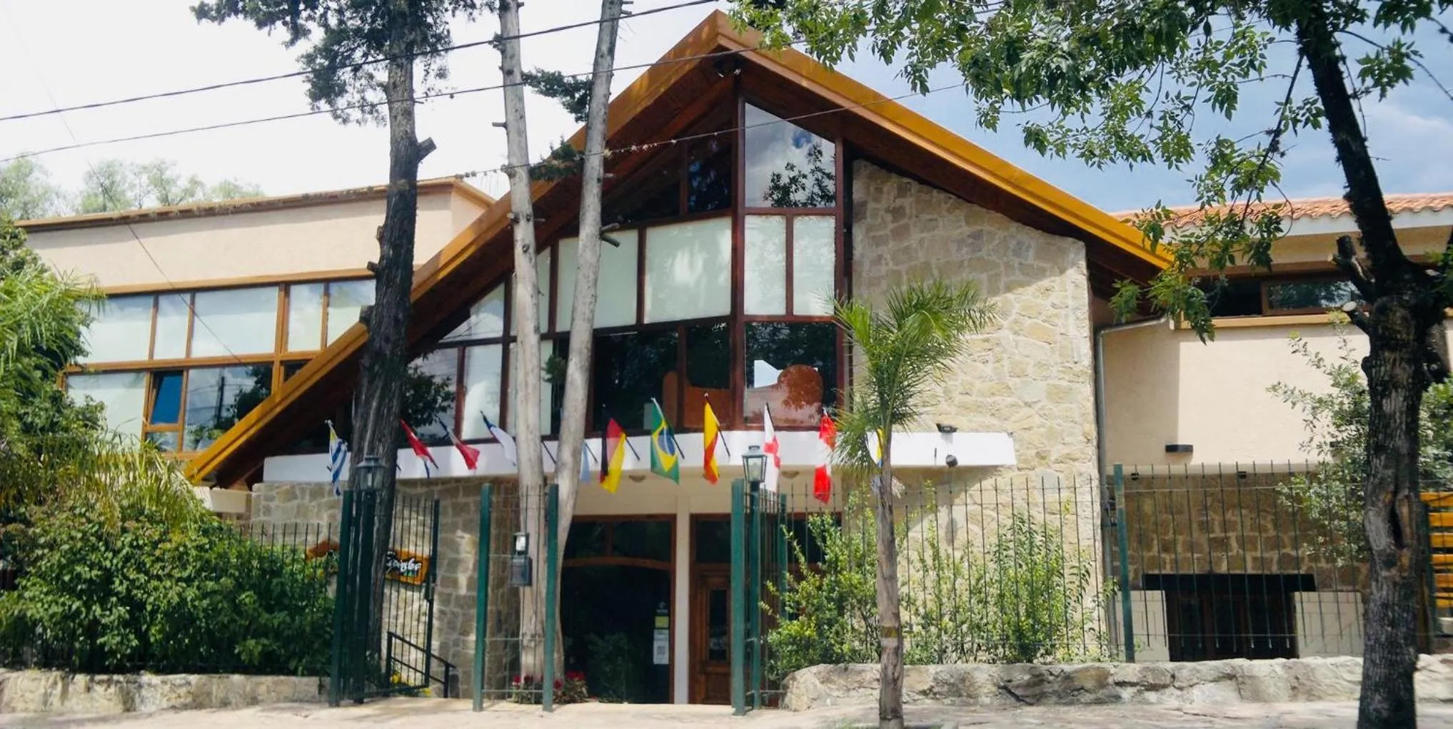 Property building in Los Espinillos Hotel y Spa