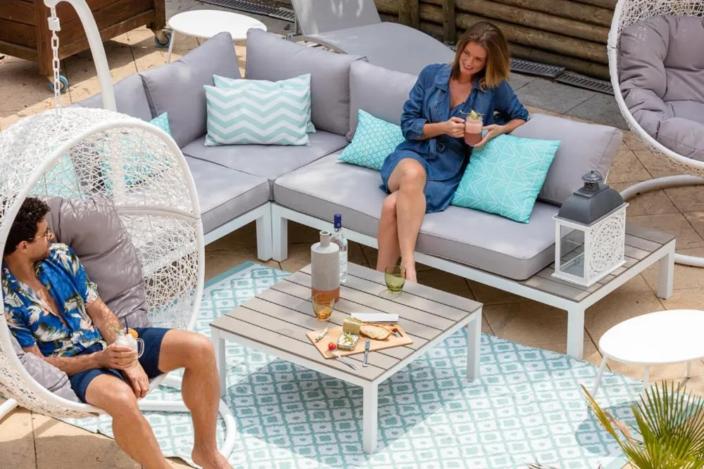 Patio in Hôtel & Spa Vitalparc, The Originals Collection