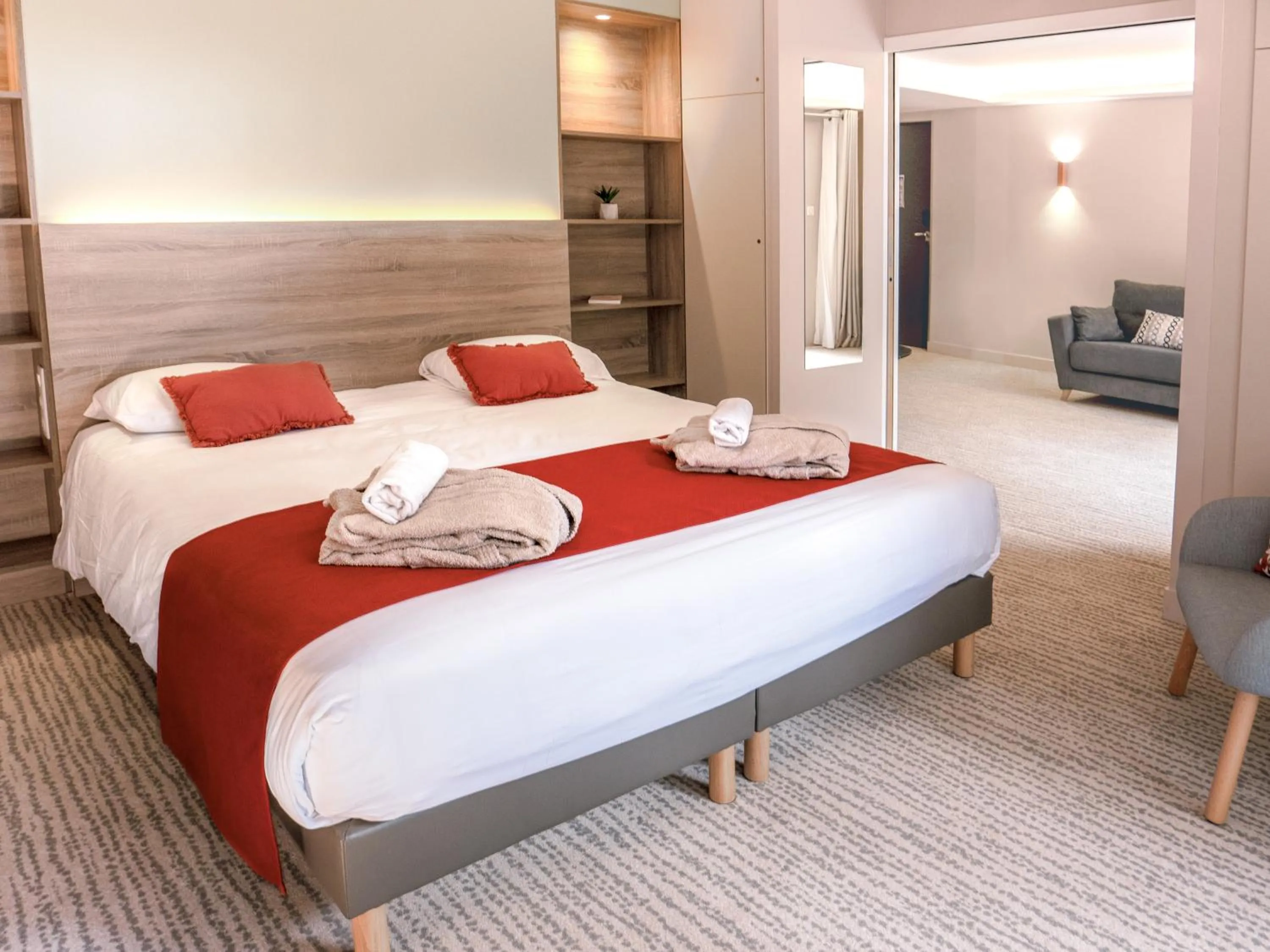 Bed in Hôtel & Spa Vitalparc, The Originals Collection