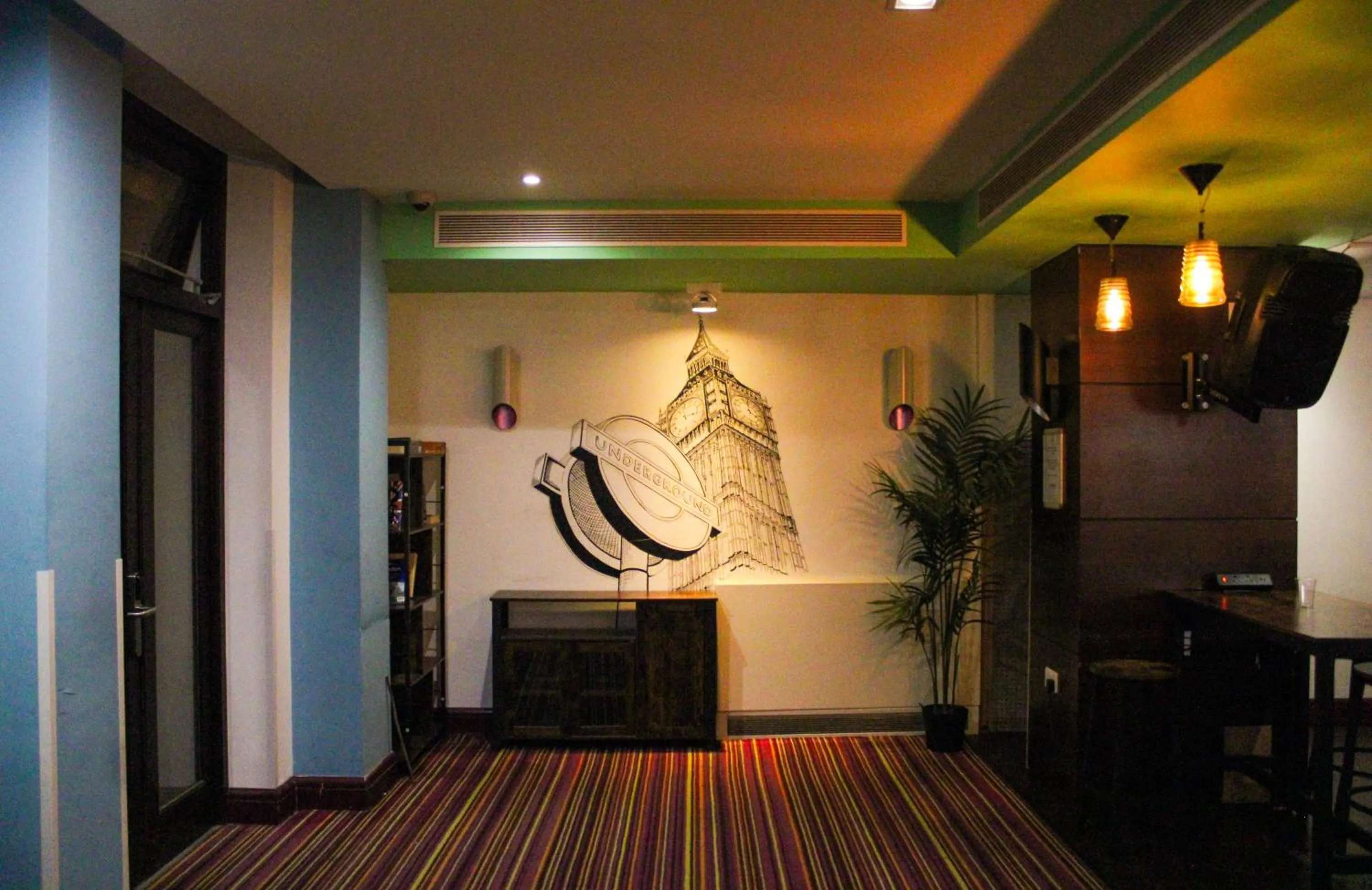 Lobby or reception in Safestay London Elephant & Castle