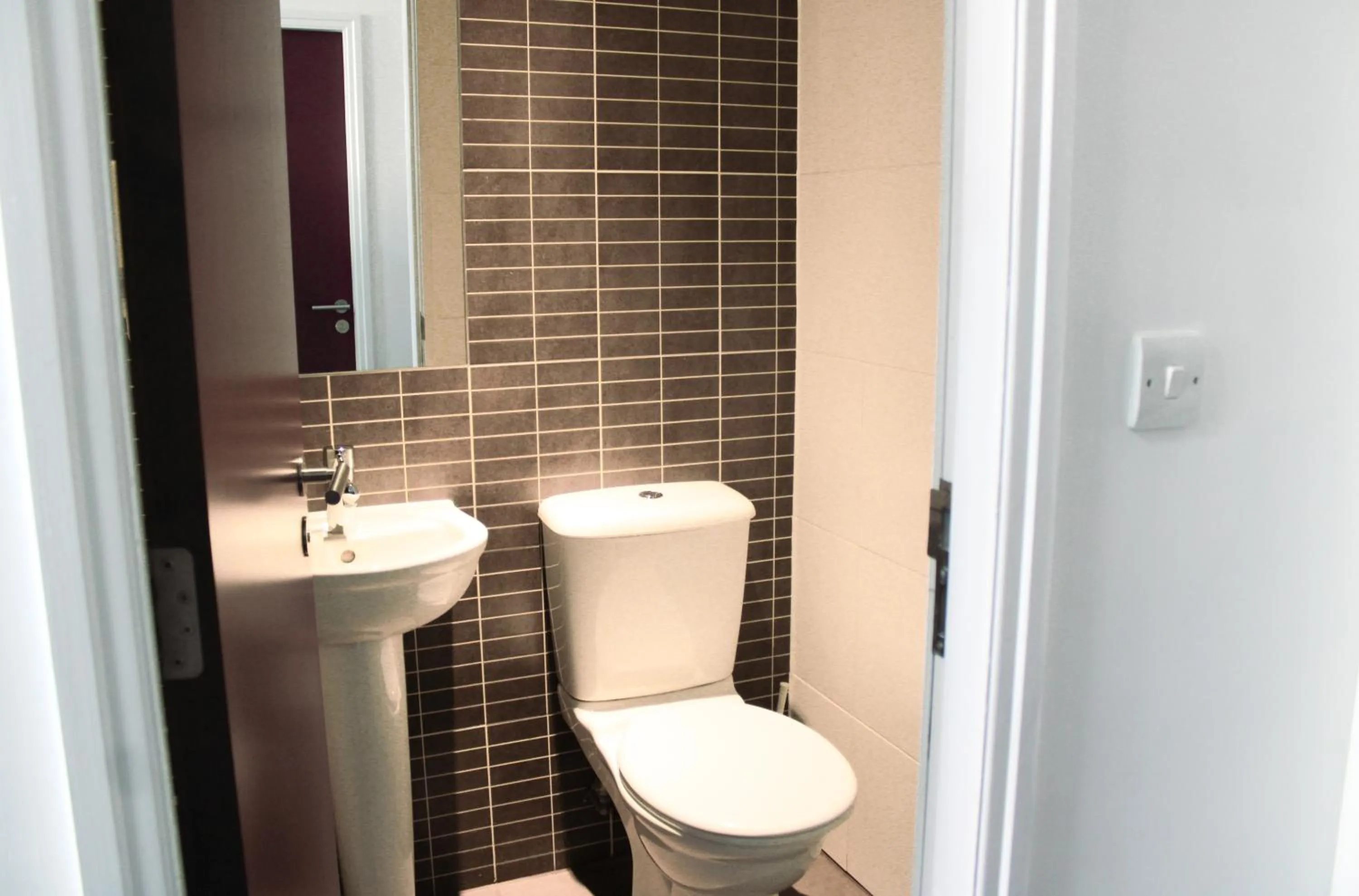 Bathroom in Safestay London Elephant & Castle