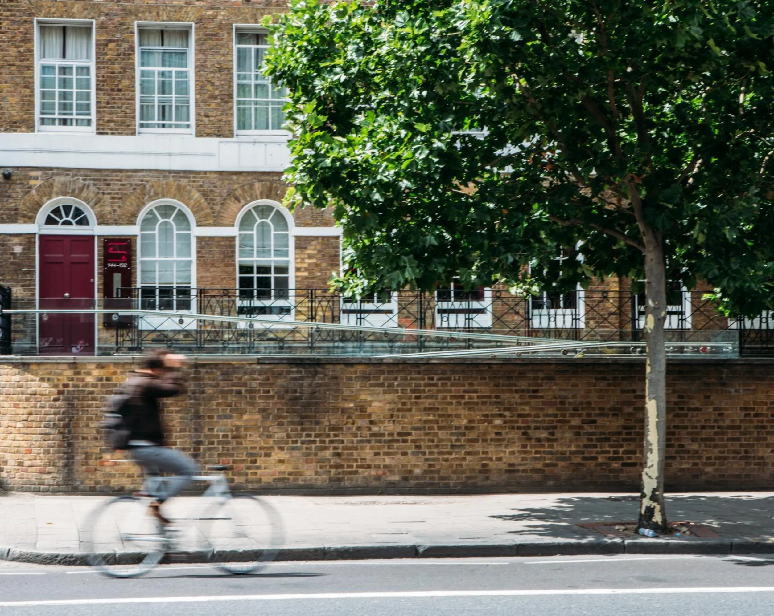 Facade/entrance in Safestay London Elephant & Castle