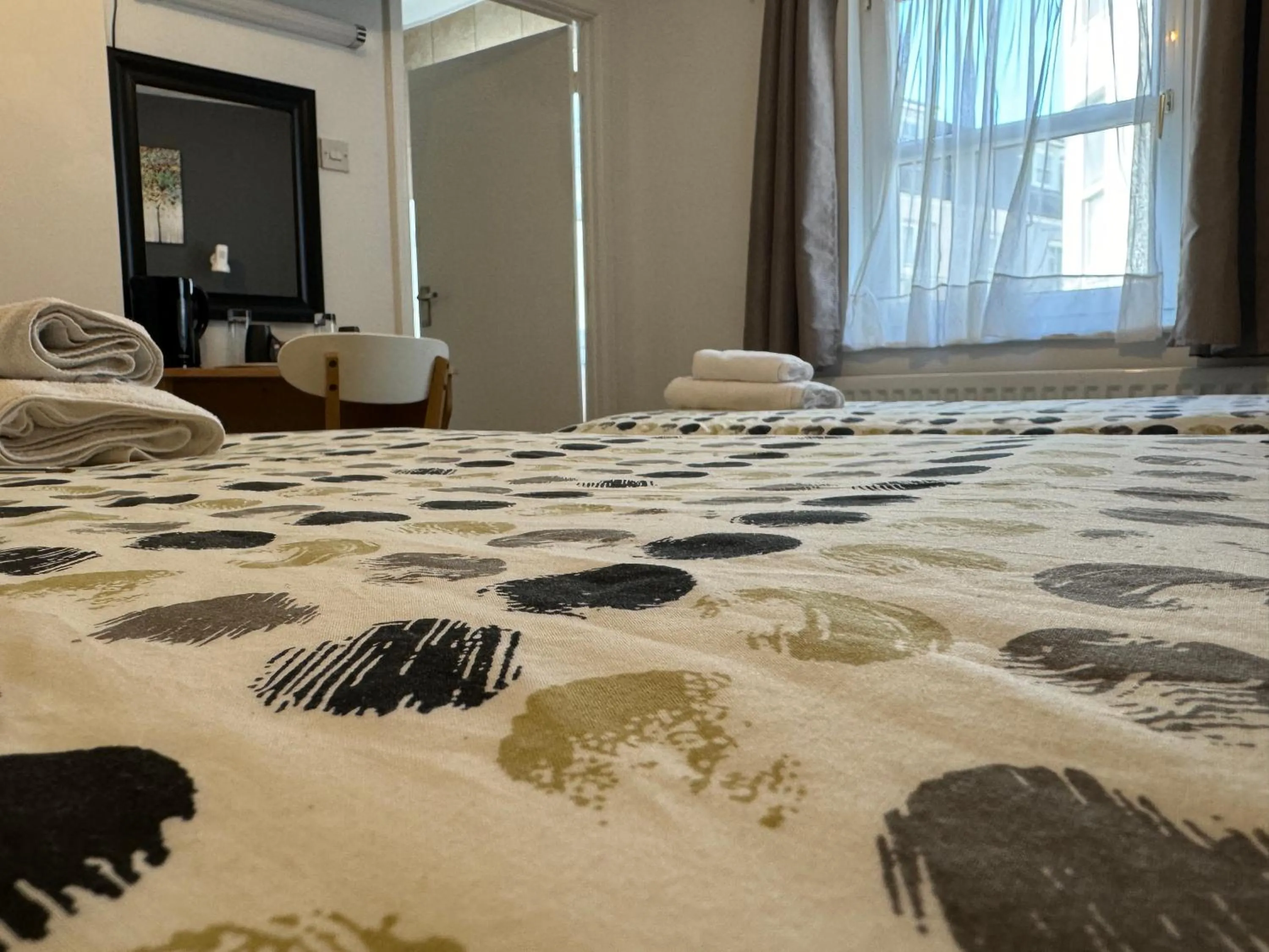 Bedroom, Bed in St Georges Guest House