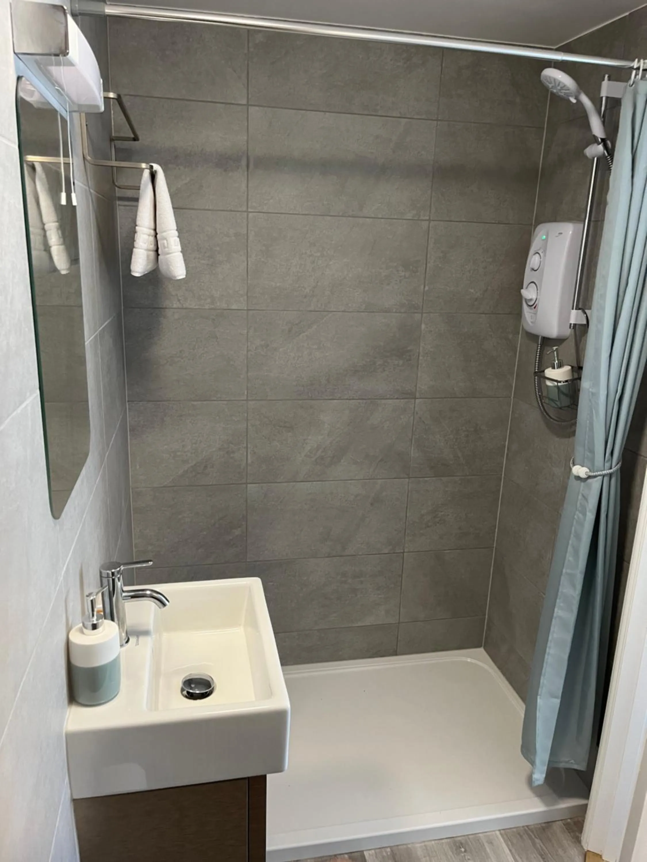 Shower in St Georges Guest House