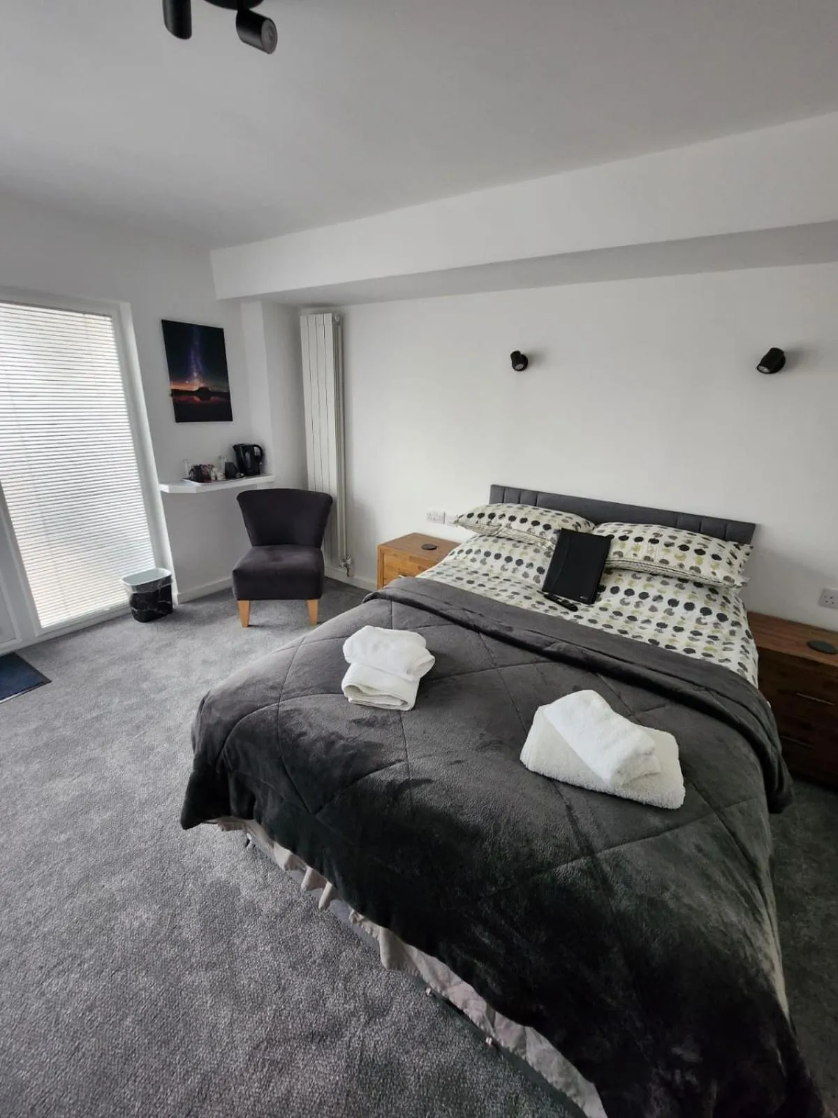 Bedroom, Bed in St Georges Guest House