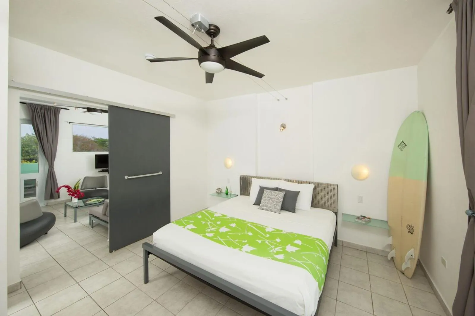 Photo of the whole room, Bed in Casa Verde Hotel - Steps to the Beach, Pool, Restaurant & Bar