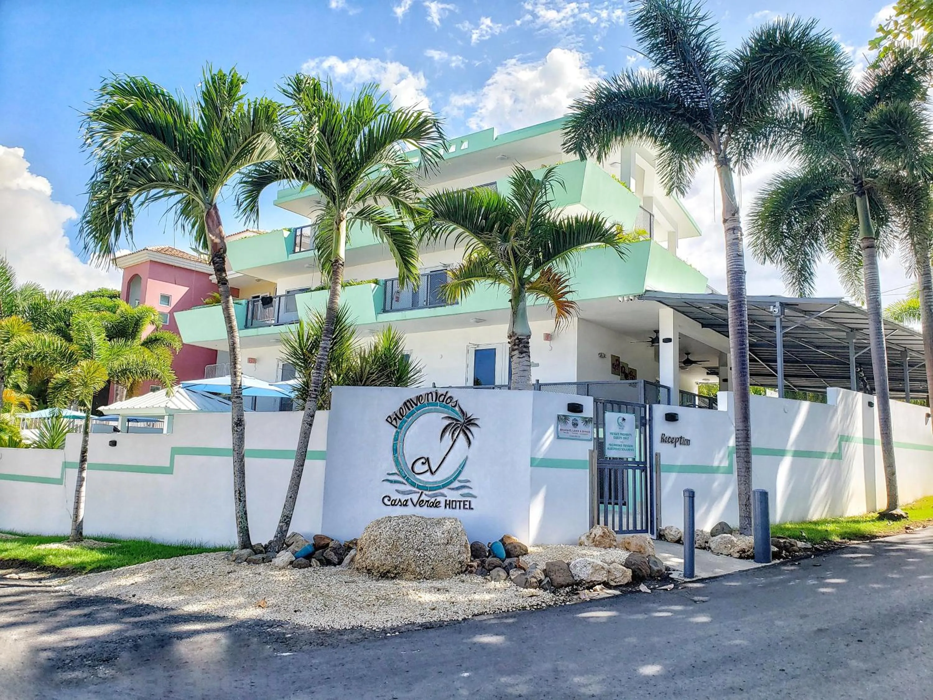 Property building in Casa Verde Hotel - Steps to the Beach, Pool, Restaurant & Bar