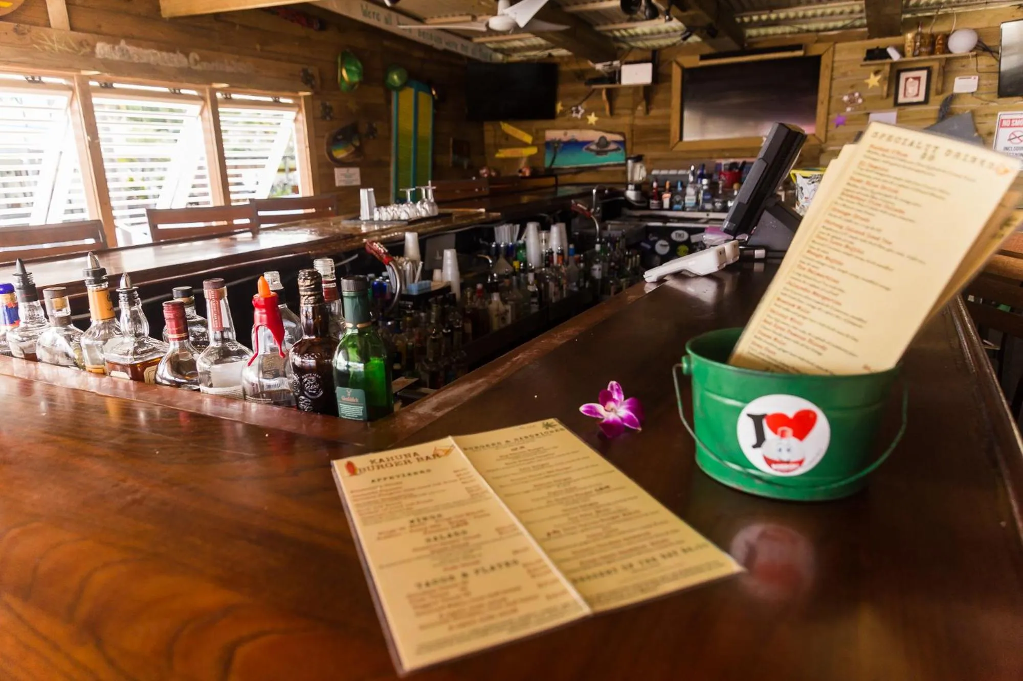 Restaurant/places to eat in Casa Verde Hotel - Steps to the Beach, Pool, Restaurant & Bar