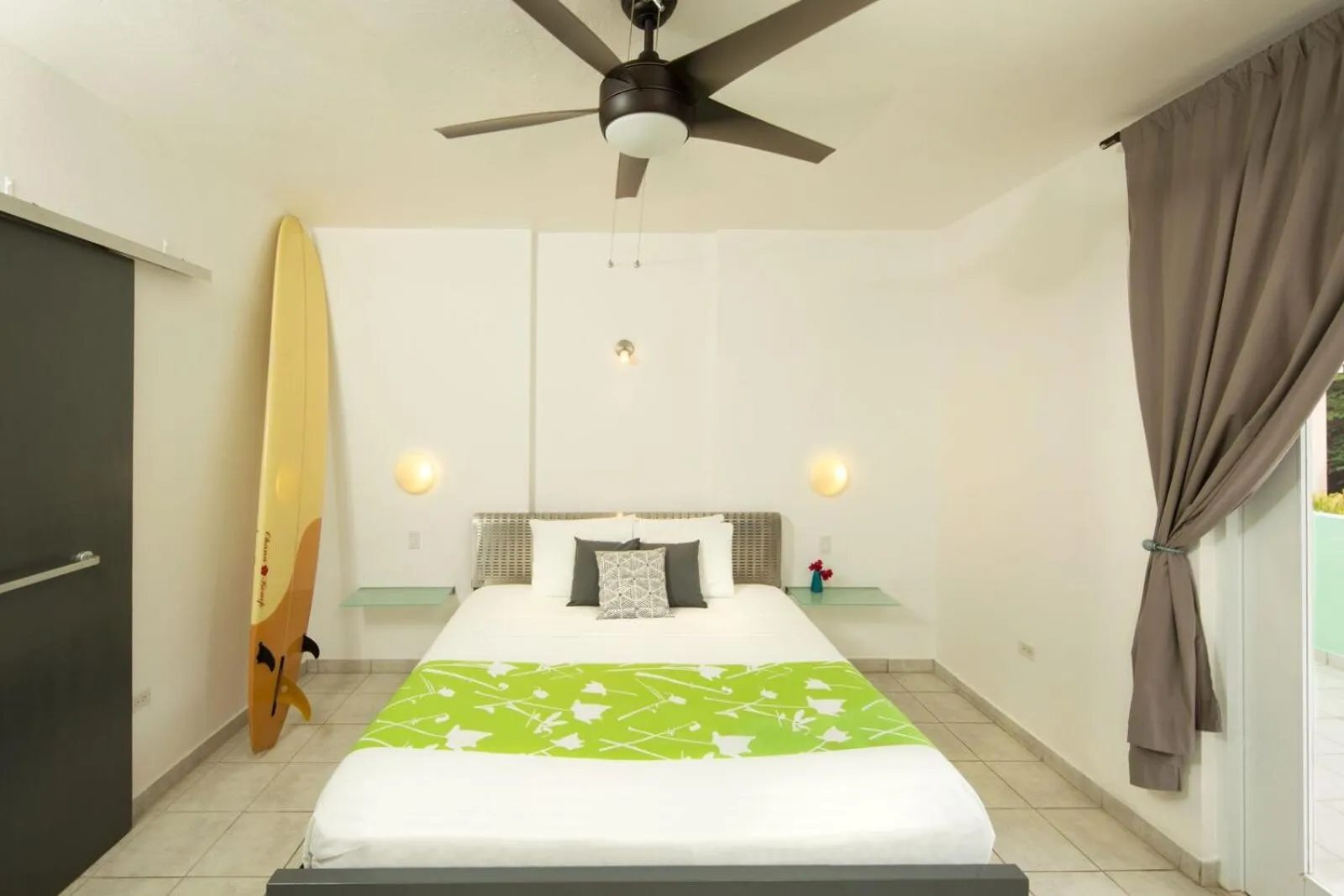 Photo of the whole room, Bed in Casa Verde Hotel - Steps to the Beach, Pool, Restaurant & Bar