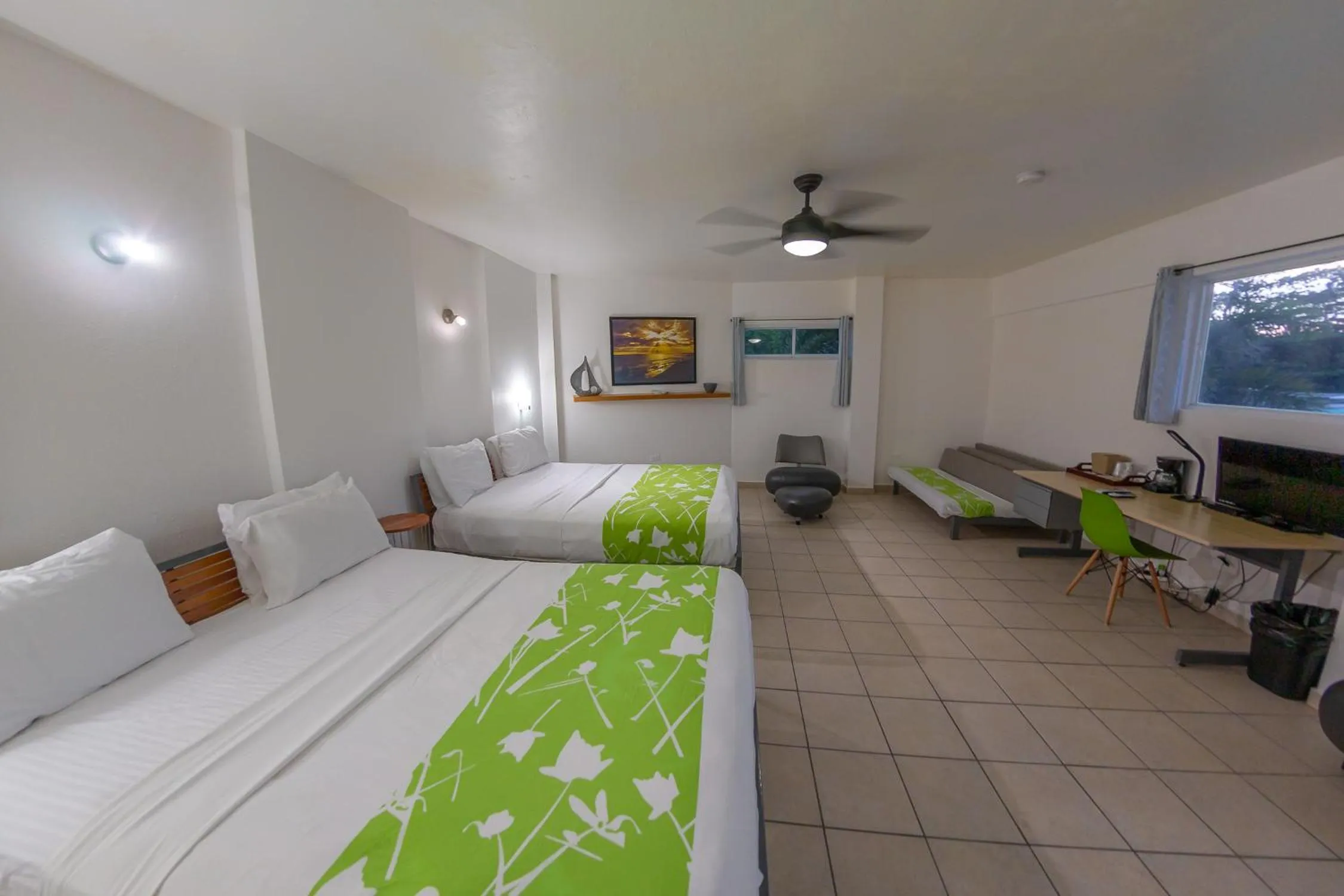 Photo of the whole room, Bed in Casa Verde Hotel - Steps to the Beach, Pool, Restaurant & Bar