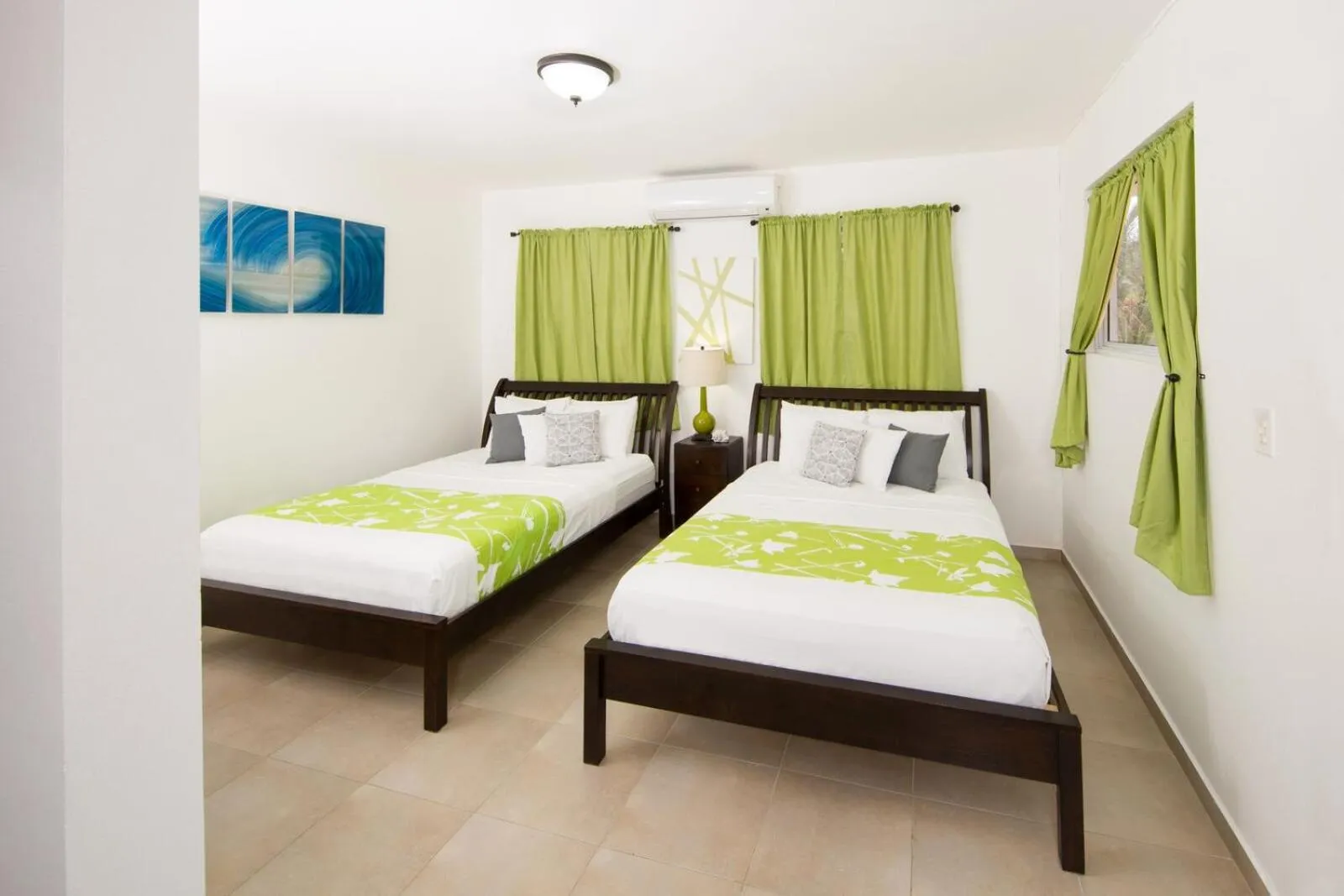 Photo of the whole room, Bed in Casa Verde Hotel - Steps to the Beach, Pool, Restaurant & Bar