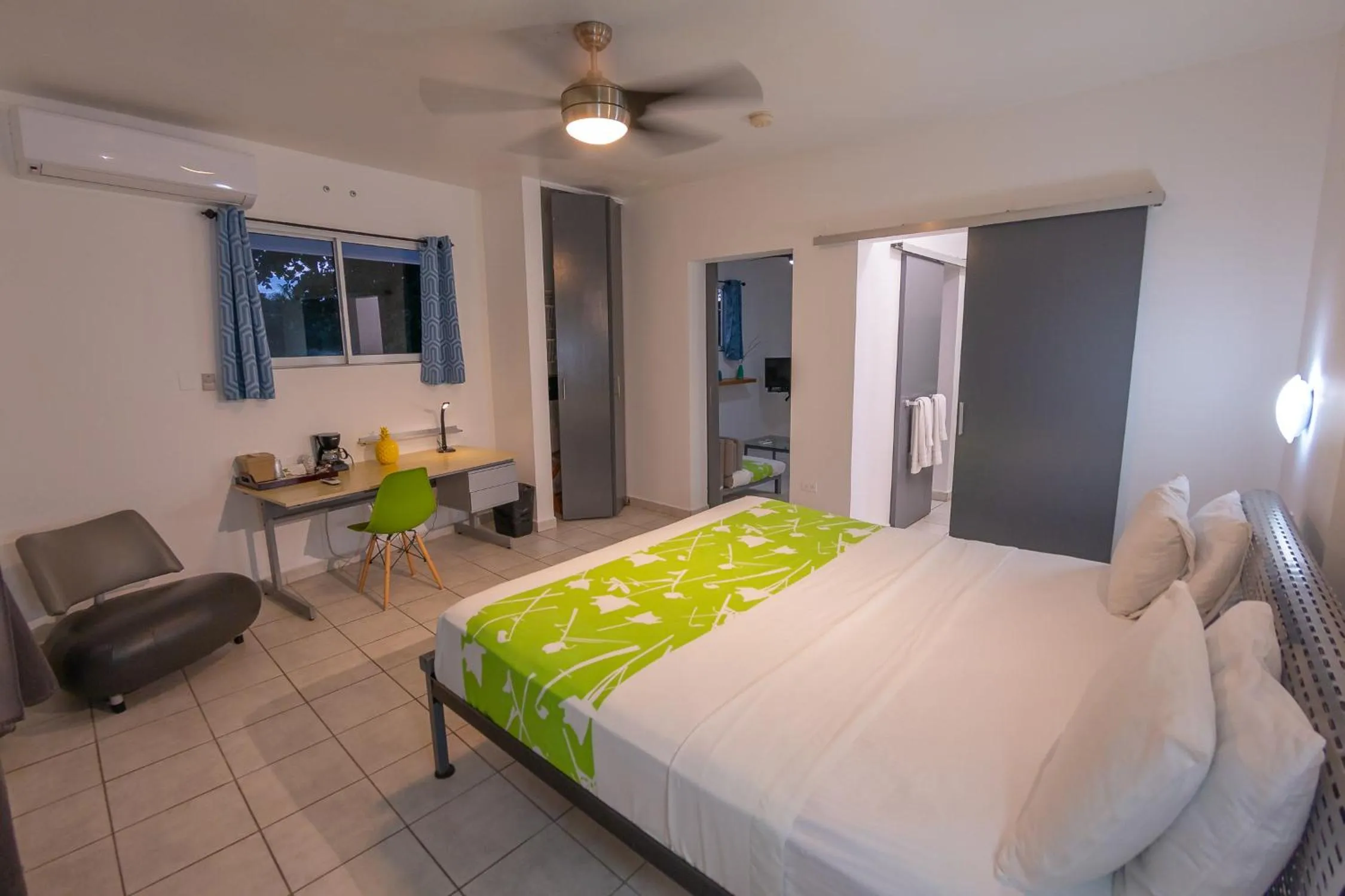 Photo of the whole room, Bed in Casa Verde Hotel - Steps to the Beach, Pool, Restaurant & Bar