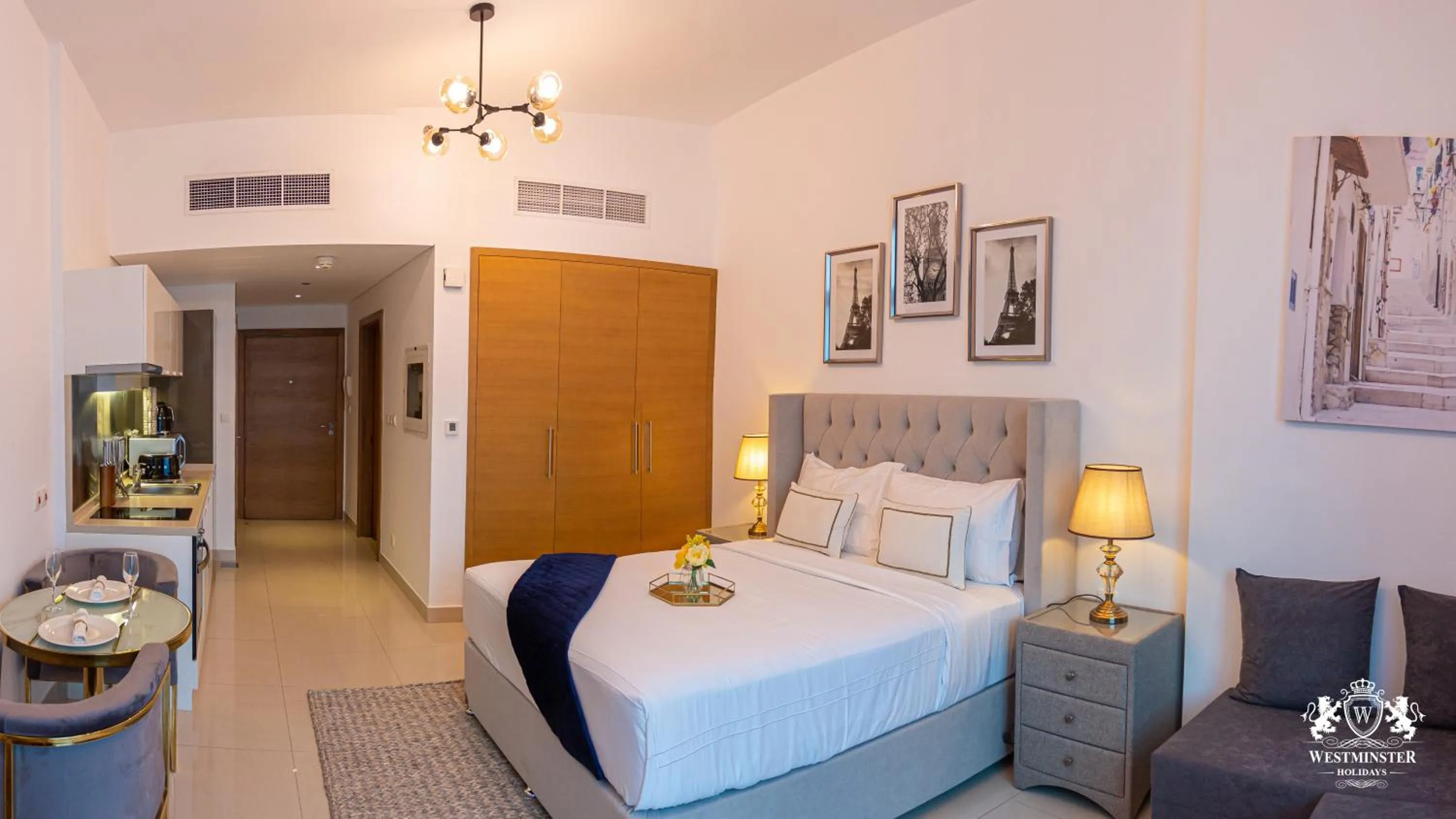 Bed in Westminster Claren Tower - Downtown