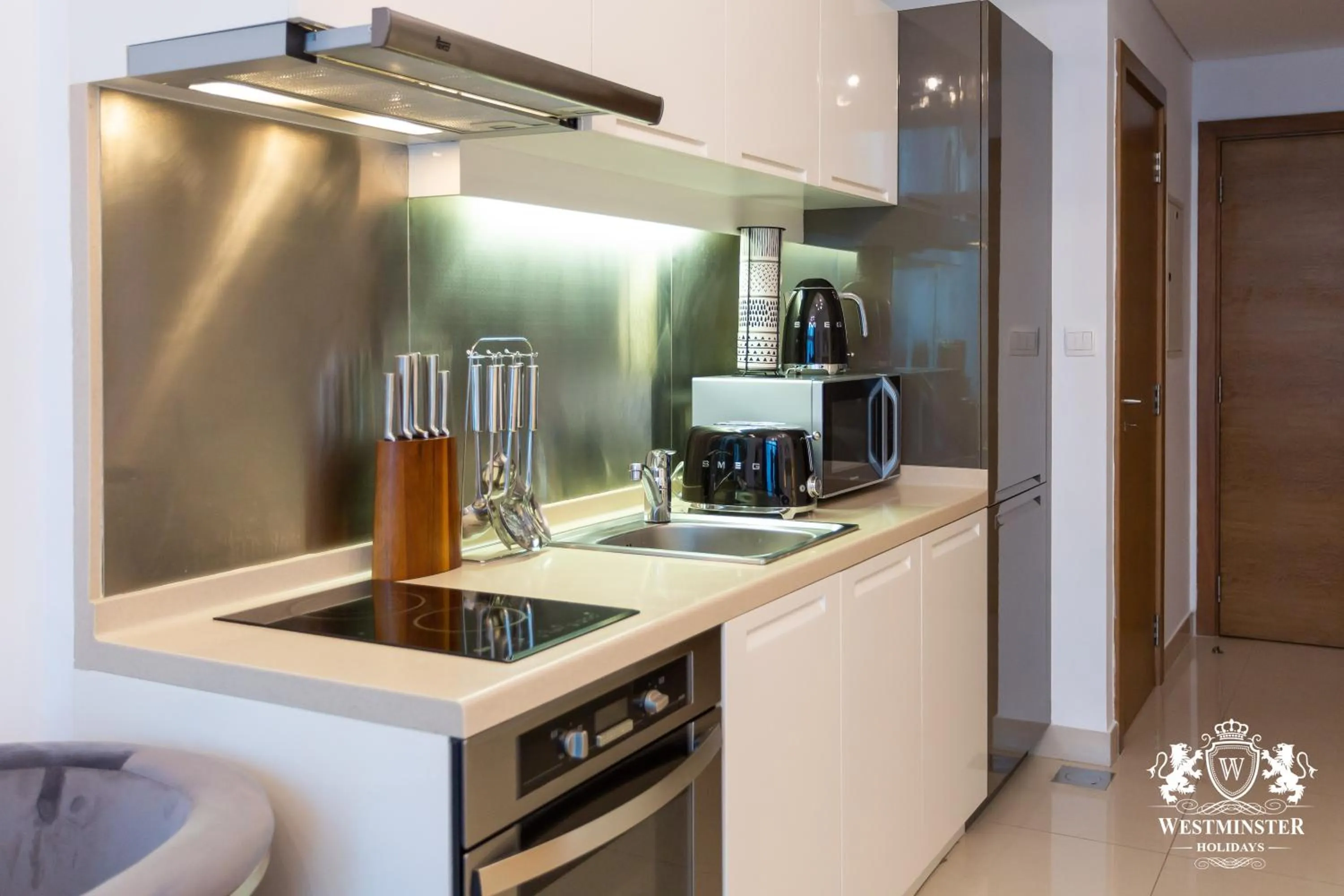 Westminster Claren Tower - Downtown