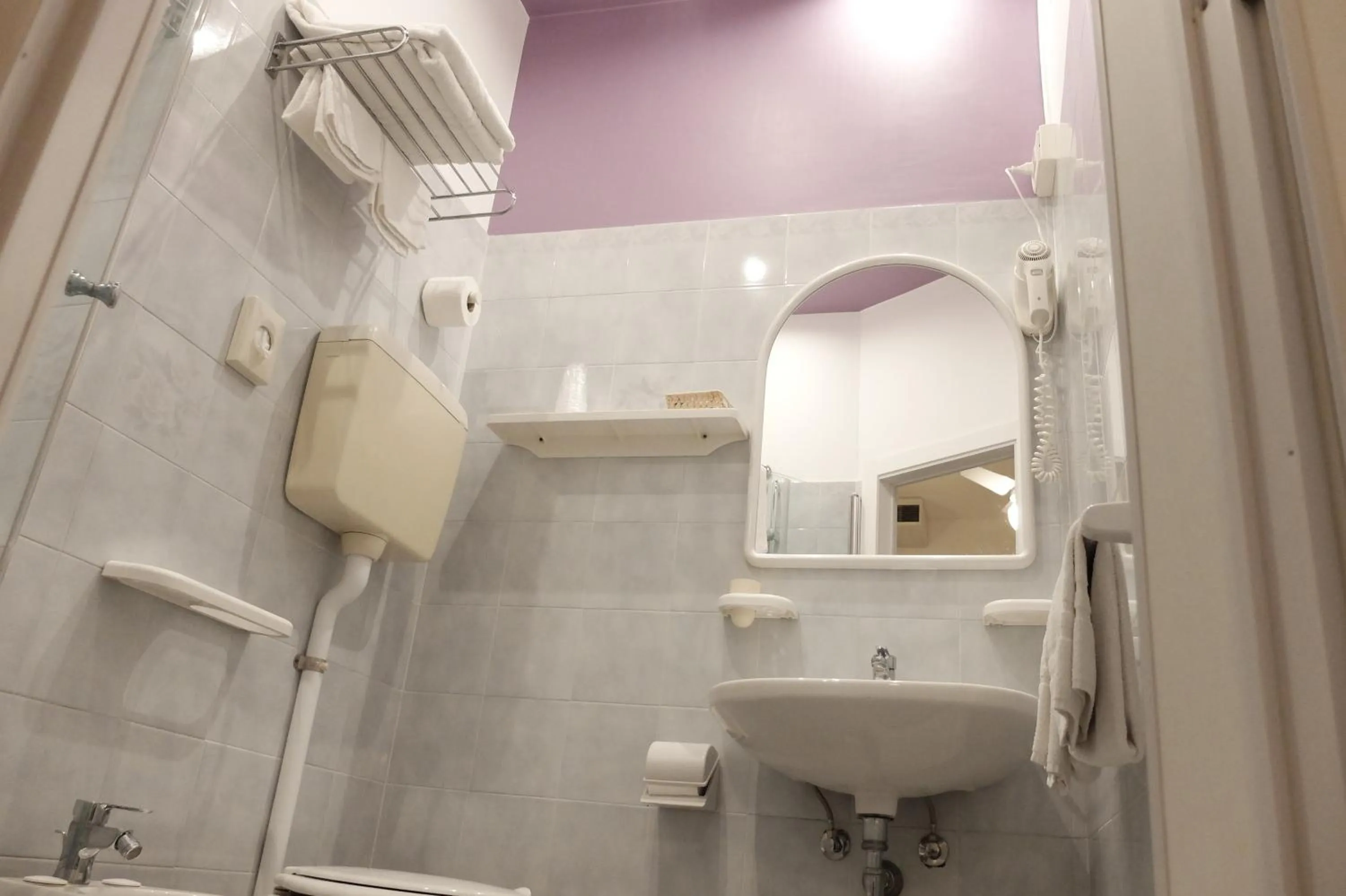 Bathroom in Hotel Aurea