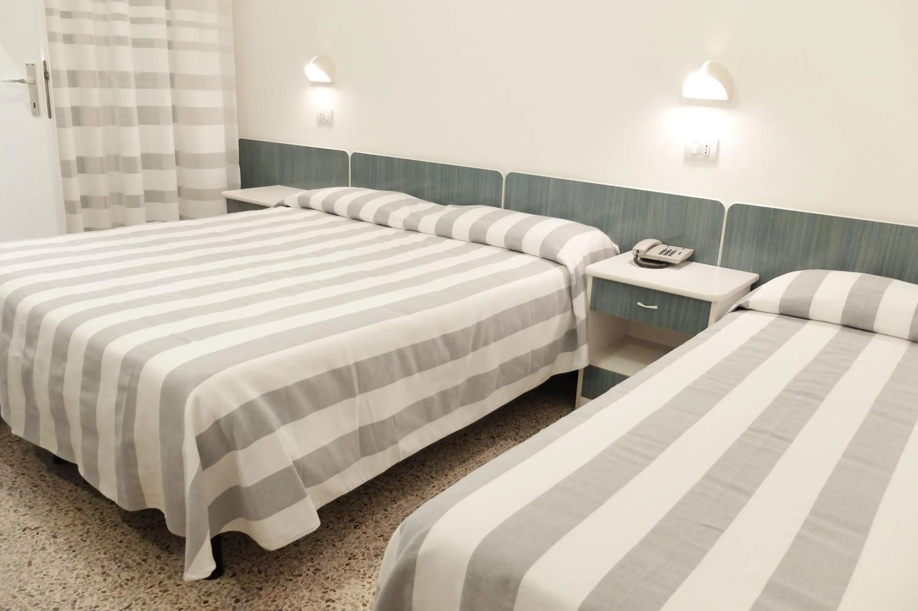 Bed in Hotel Aurea