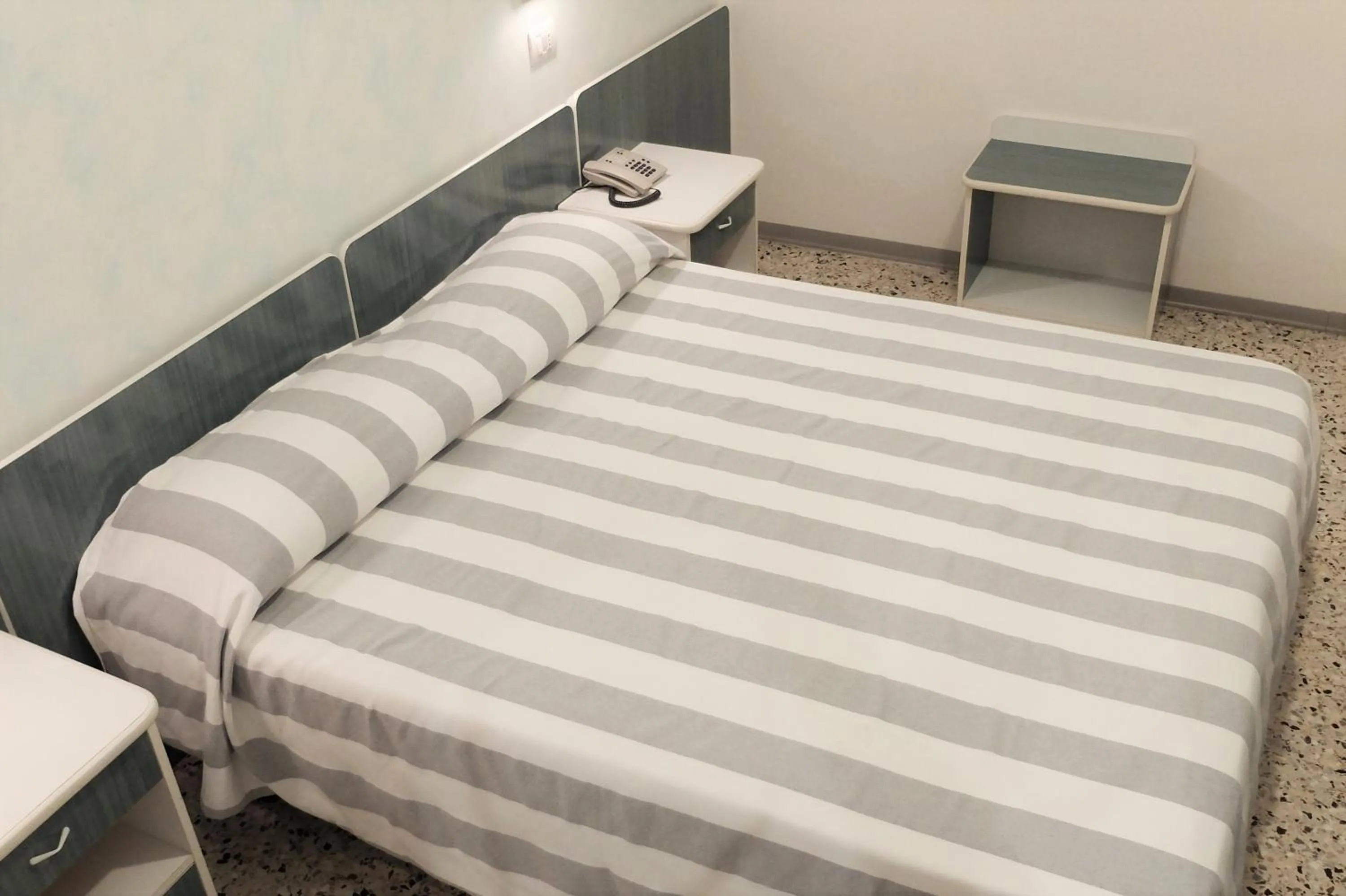 Bed in Hotel Aurea